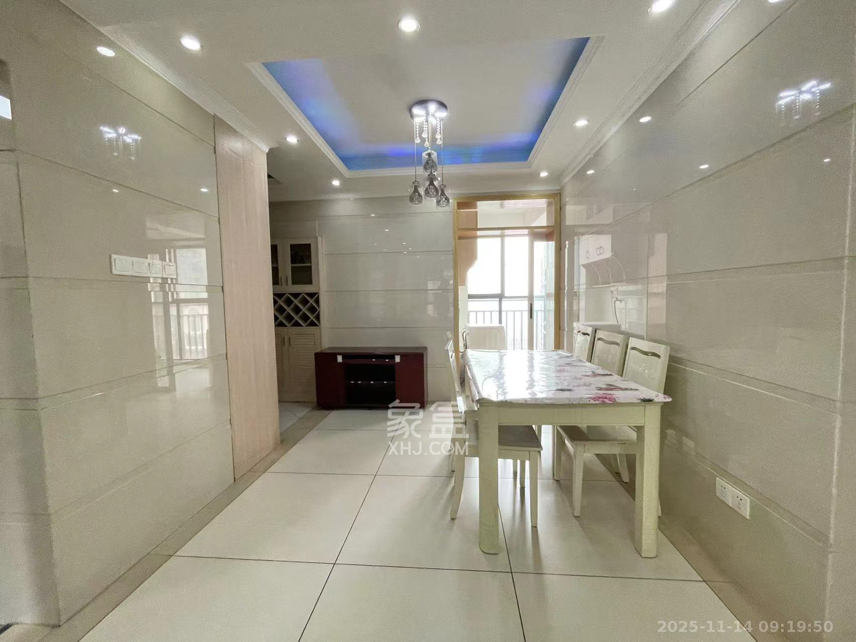 百纳广场（百纳公寓）  3室1厅1卫    3000.0元/月室内图