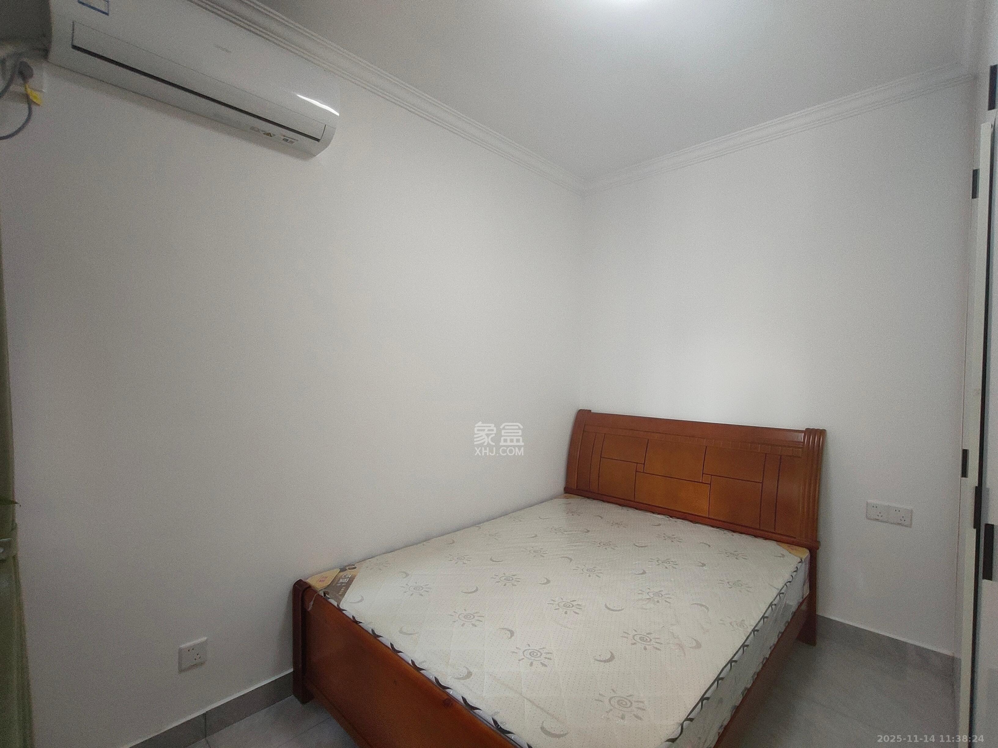 山水新城  2室2厅1卫    2000.0元/月室内图