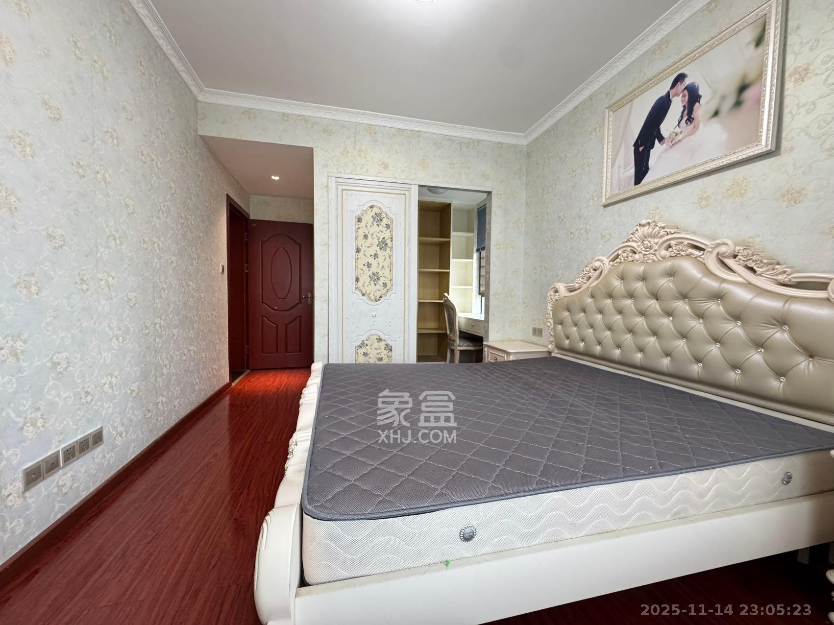 方略城市广场  3室2厅2卫    2200.0元/月室内图