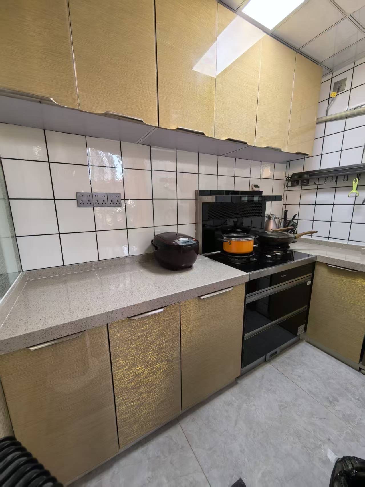 鲁能海蓝公馆  3室2厅2卫    2900.0元/月室内图