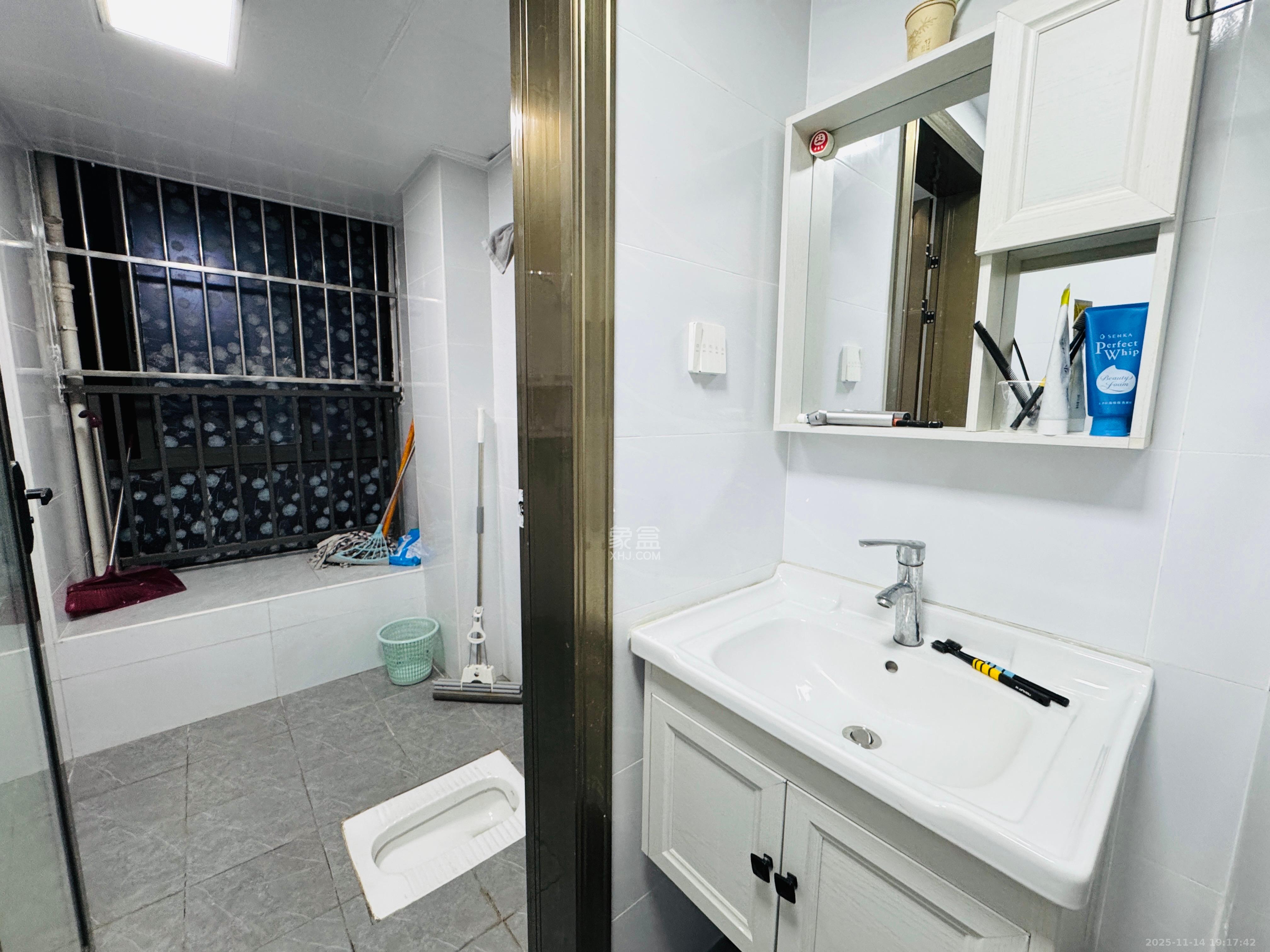 通用时代国际社区 4室2厅2卫 4800.0元/月 通用时代国际社区 4室2厅2卫 4800.0元/月室内图