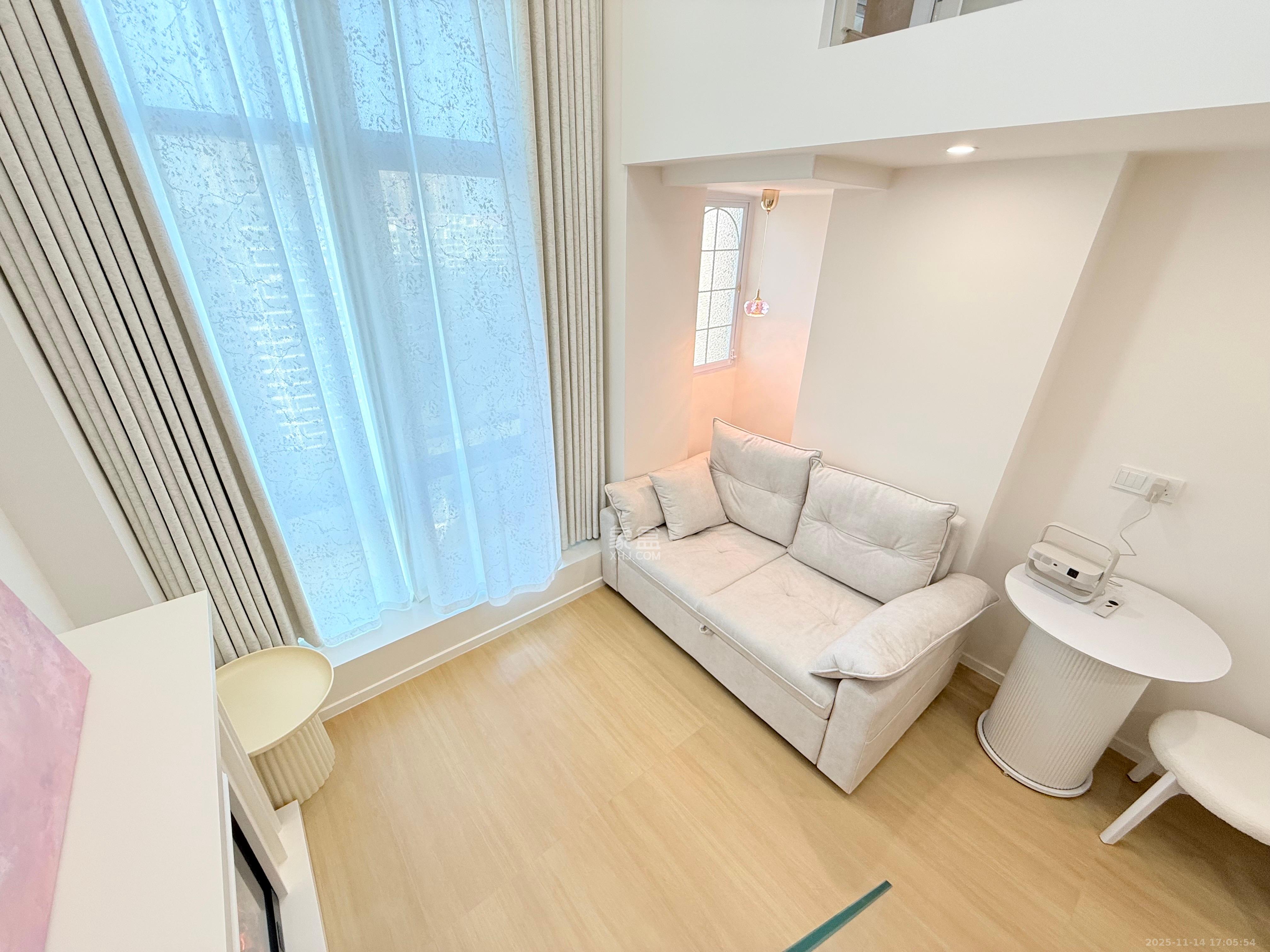 珠江花城好世界  1室1厅1卫    2400.0元/月室内图