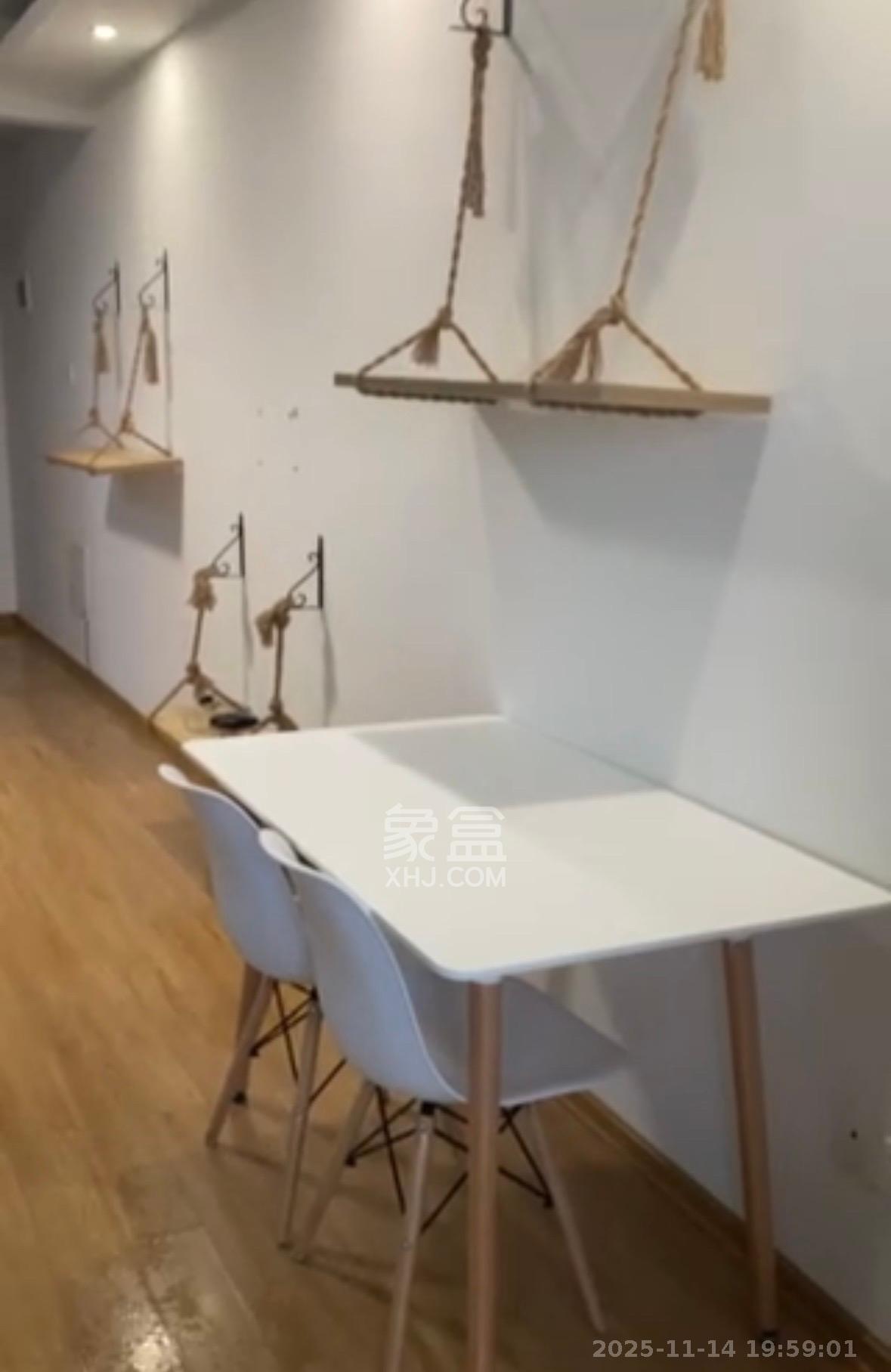 人瑞潇湘国际 1室1厅1卫 1700.0元/月 人瑞潇湘国际 1室1厅1卫 1700.0元/月室内图