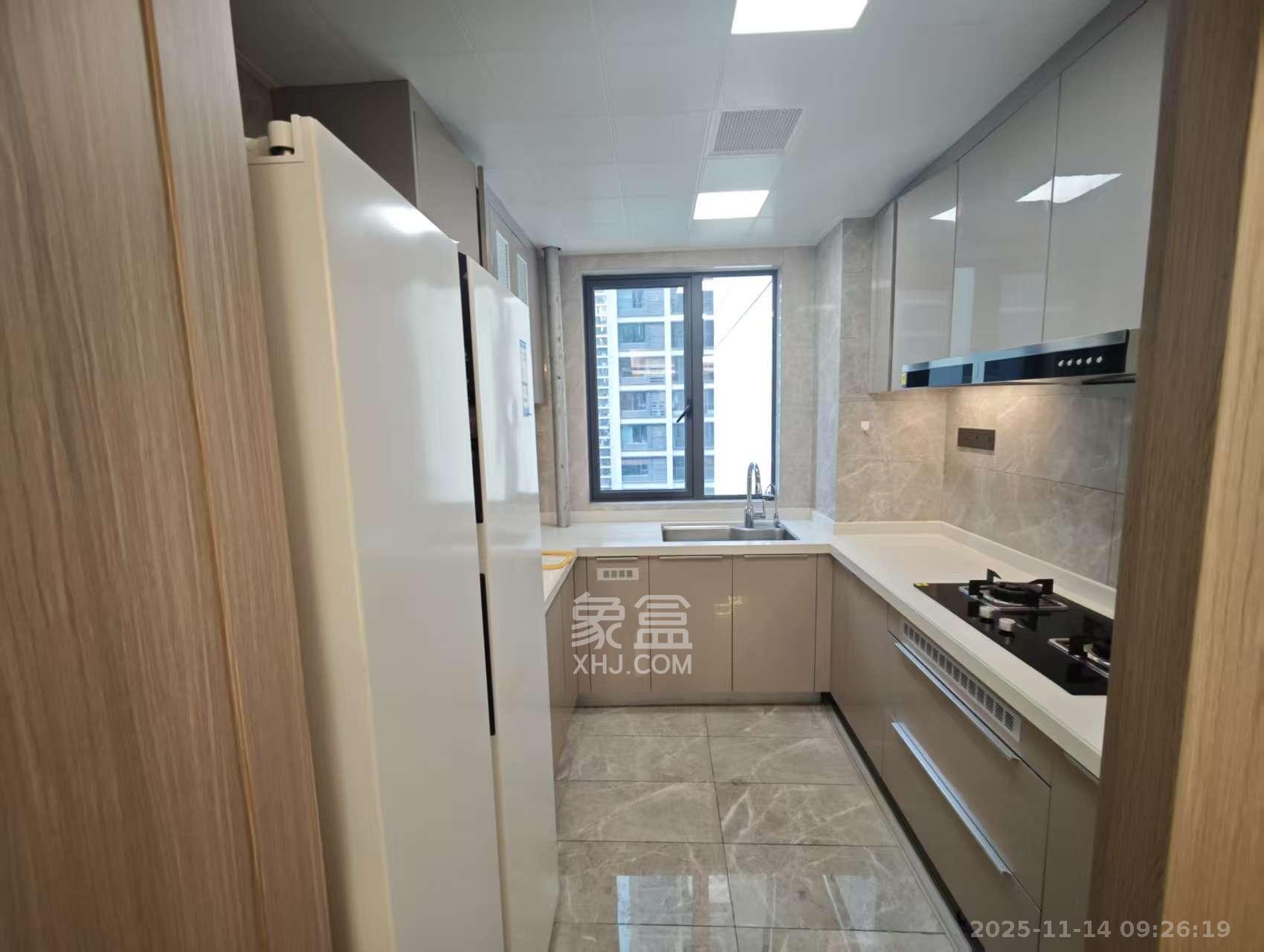 旭辉雨花郡 4室2厅2卫 4600.0元/月 旭辉雨花郡 4室2厅2卫 4600.0元/月室内图