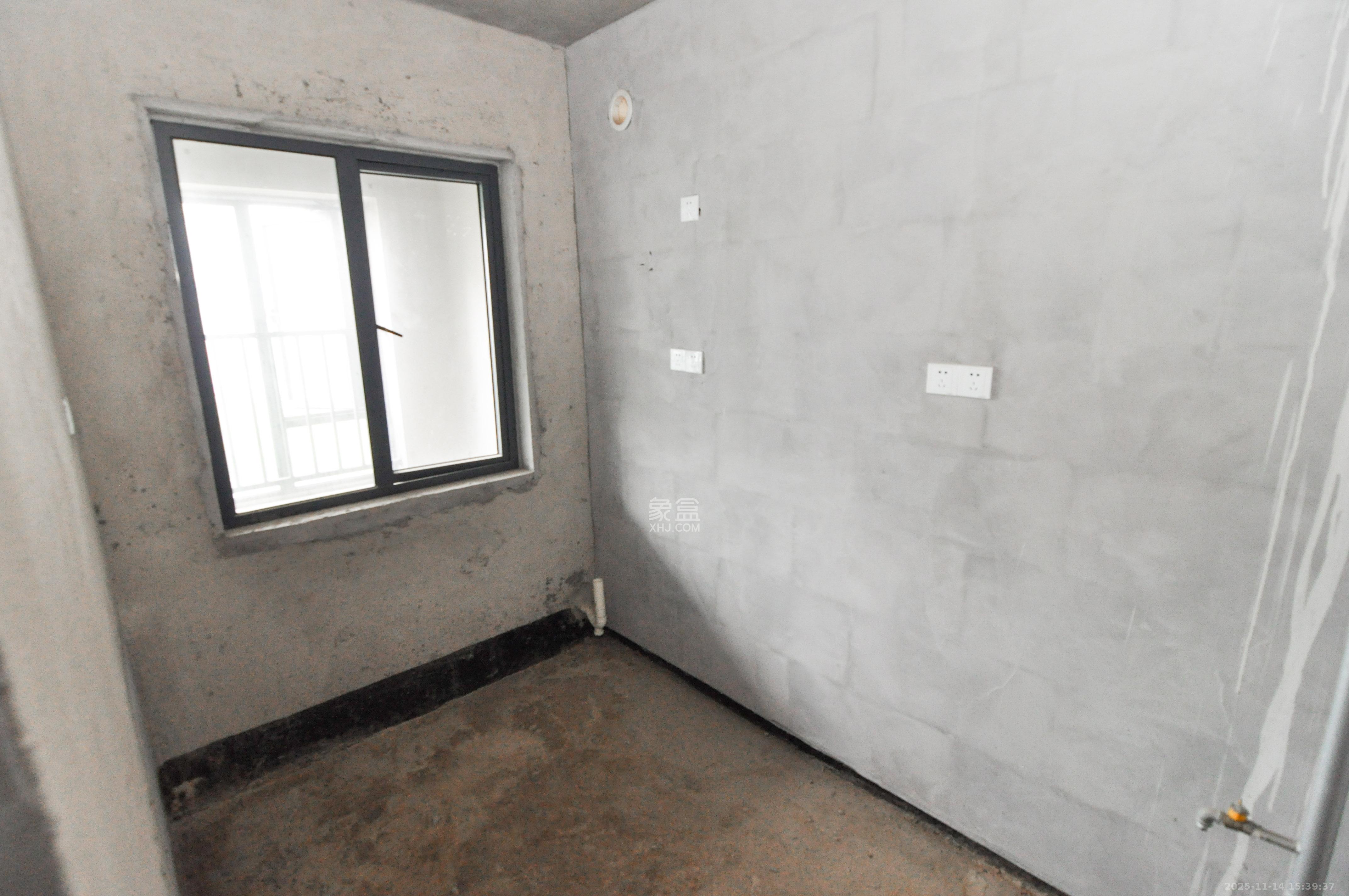 璞悦府 4室2厅2卫 146.0万 璞悦府 4室2厅2卫 146.0万其他