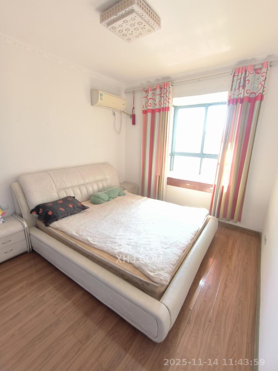 巢之恋  3室2厅2卫    2200.0元/月室内图