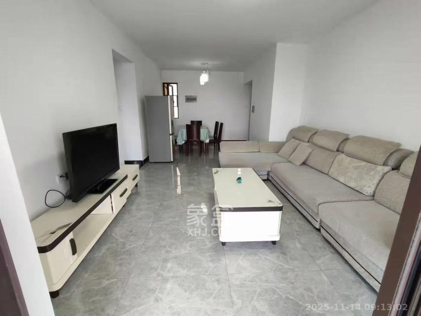 中欣楚天熙苑  3室2厅2卫    2500.0元/月室内图