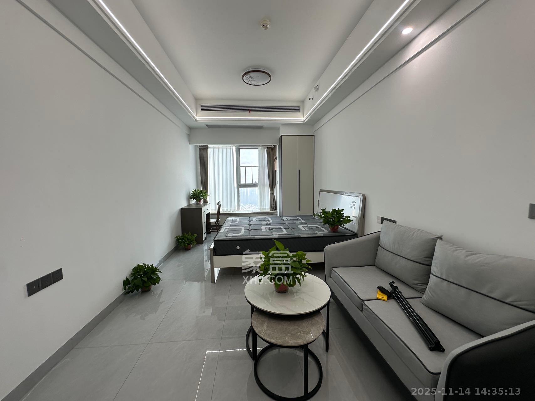 恒大誉府（融誉商业中心）  1室0厅1卫    1500.0元/月