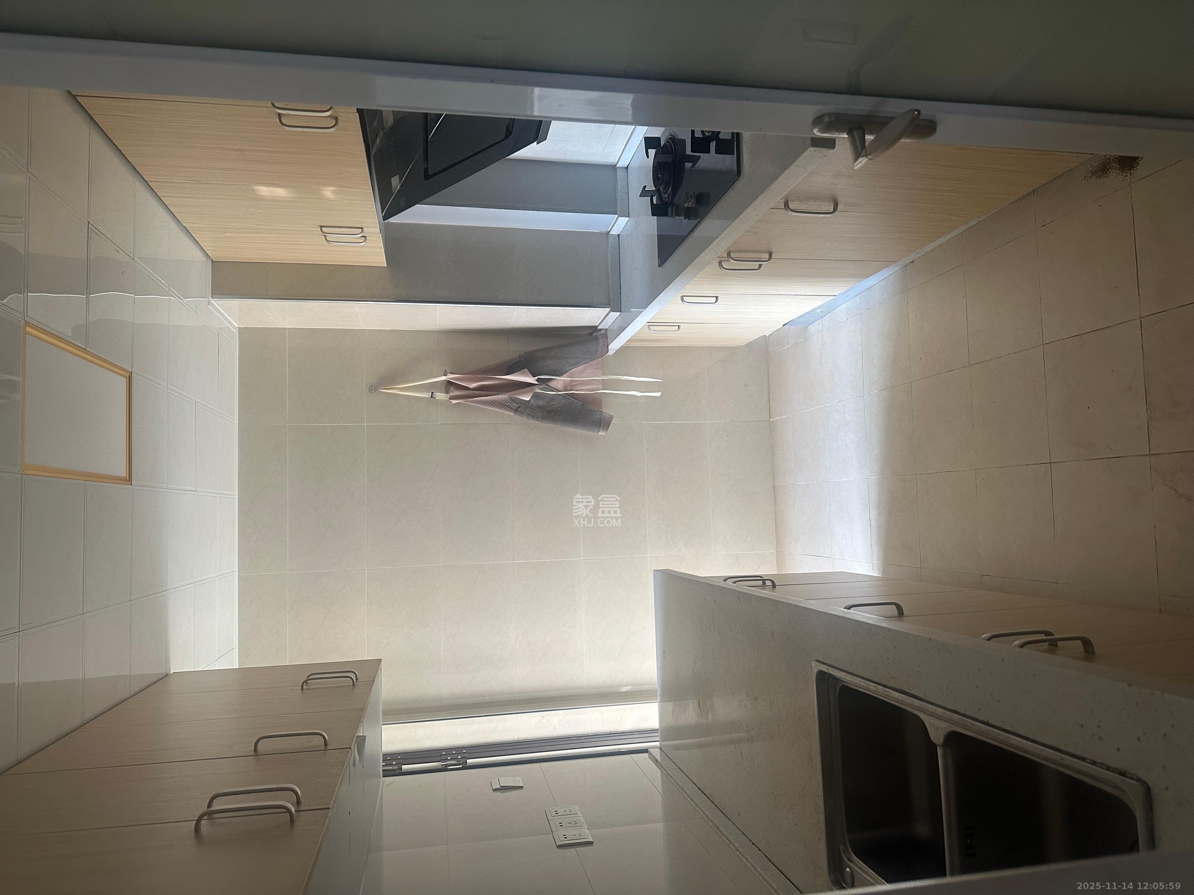 梅溪鑫苑名家  3室1厅1卫    2300.0元/月室内图