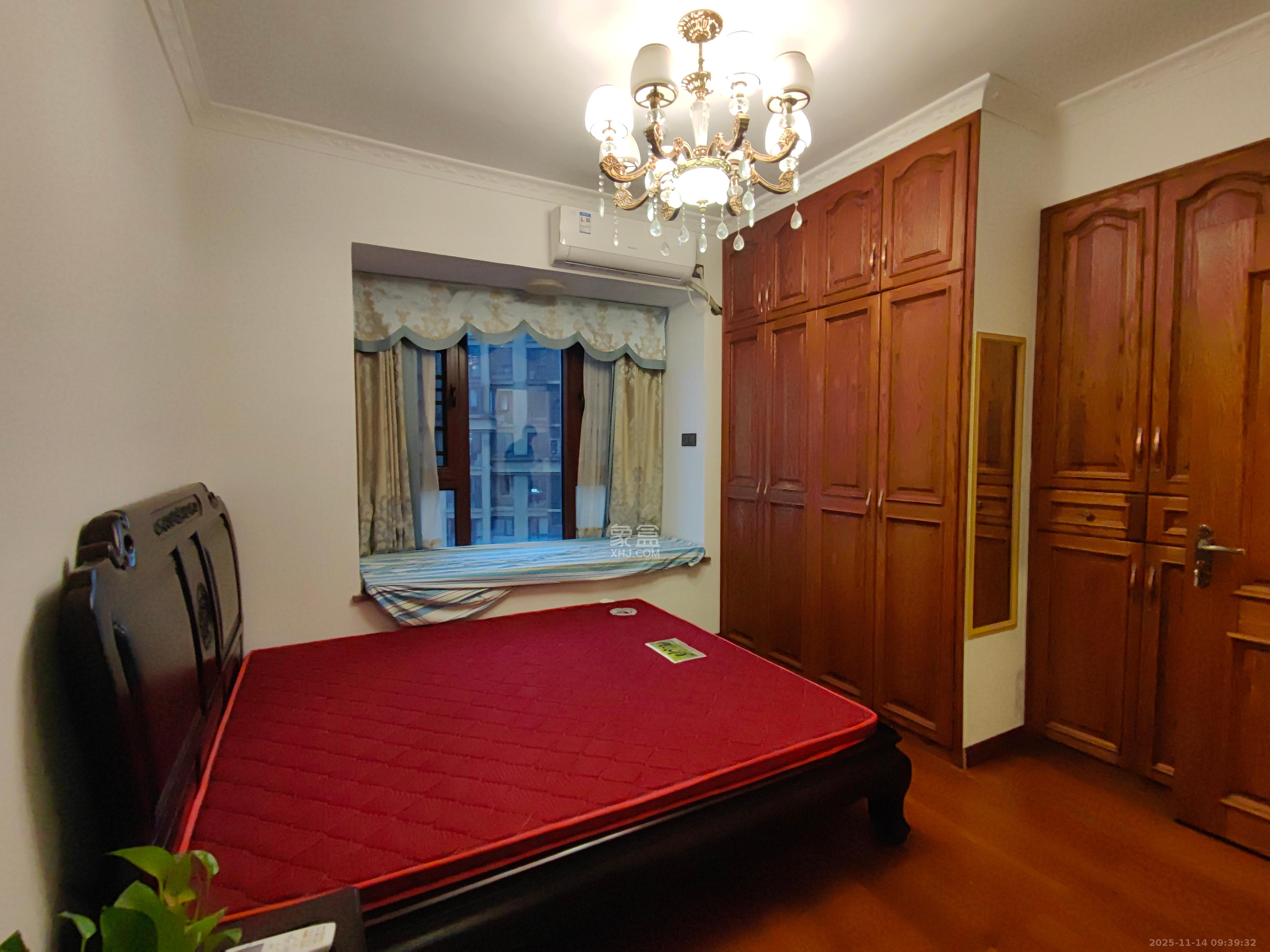 中建梅溪湖中心  4室2厅2卫    3800.0元/月室内图