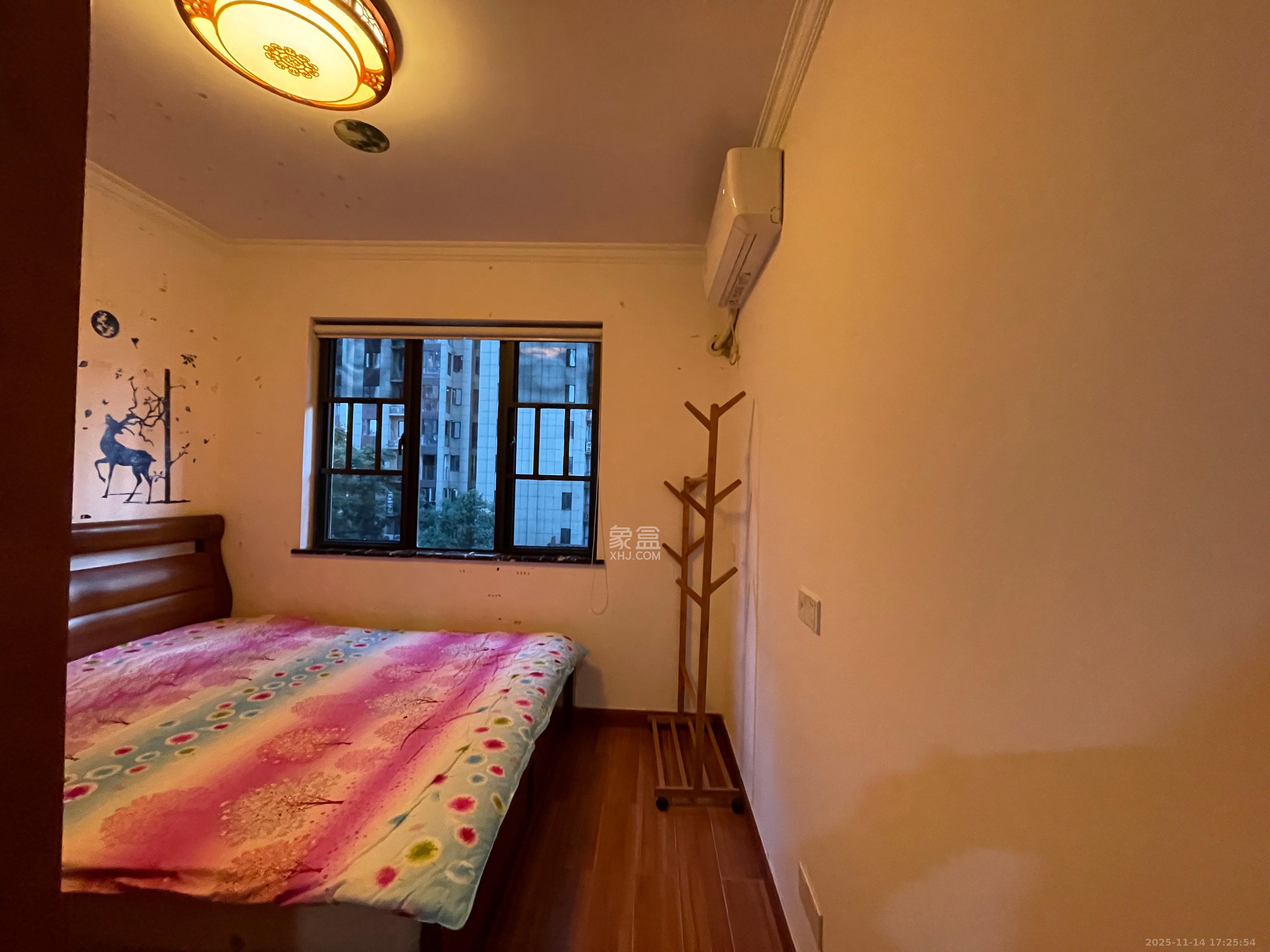 中国铁建梅溪青秀二期  3室2厅2卫    2600.0元/月室内图