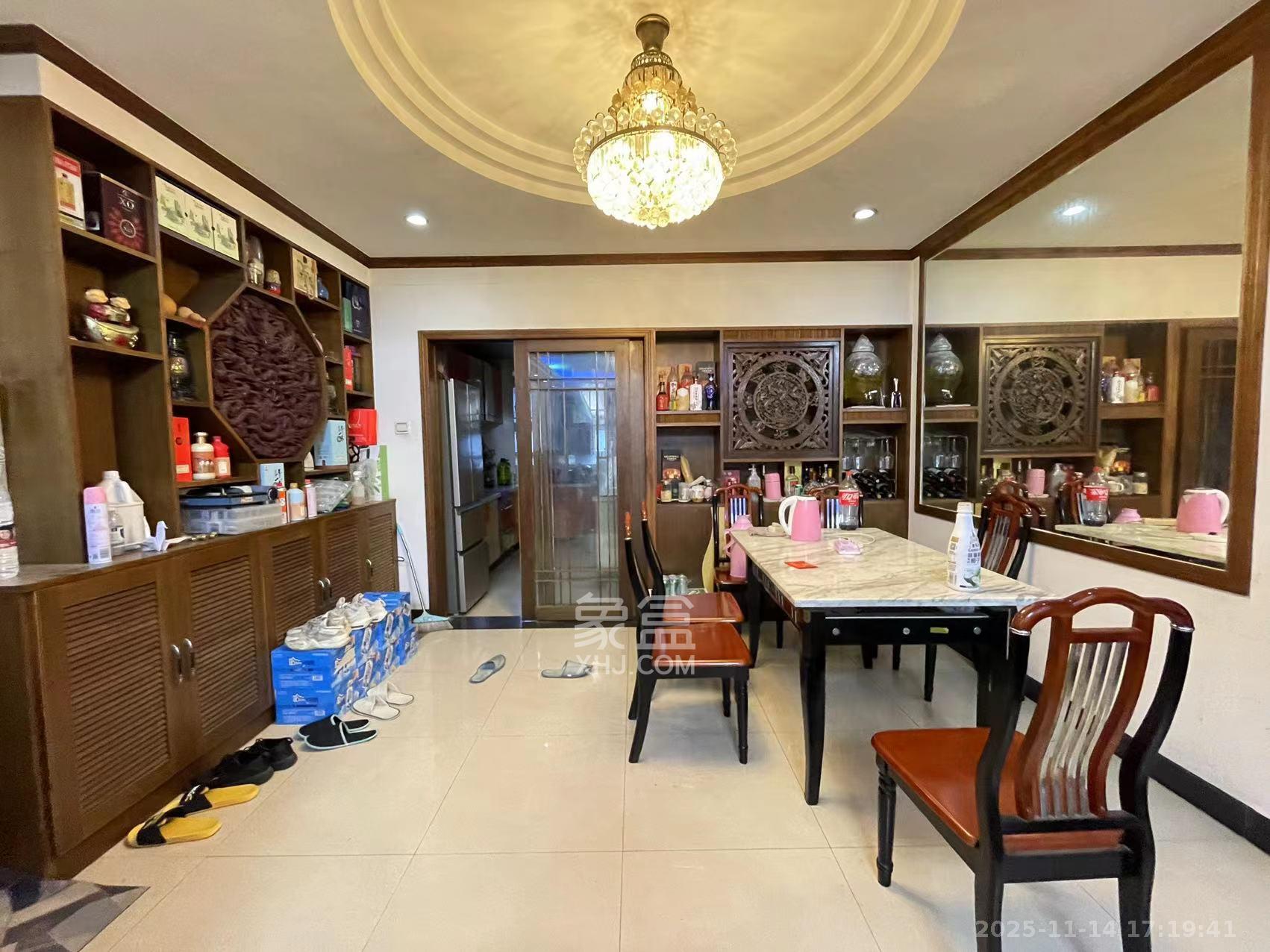 众立小区 1室2厅1卫 3200.0元/月 众立小区 1室2厅1卫 3200.0元/月室内图