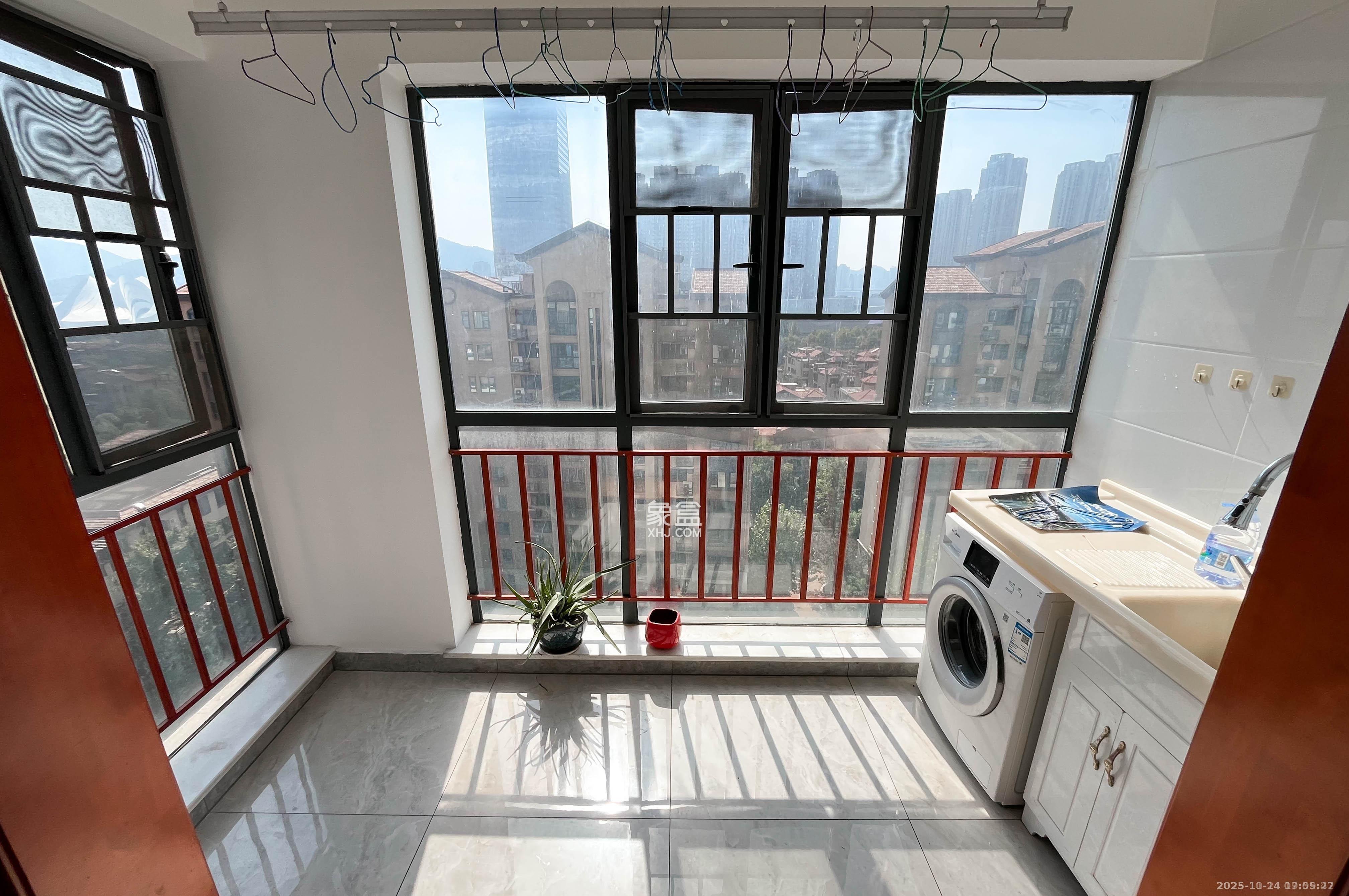 振业城二期 2室1厅1卫 2800.0元/月 振业城二期 2室1厅1卫 2800.0元/月室内图