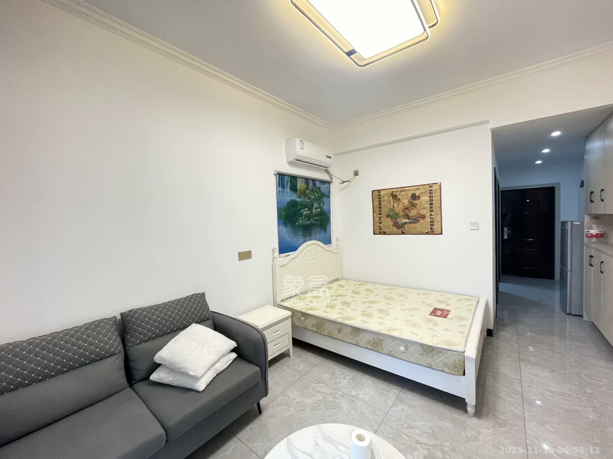 嘉雨兴园 1室1厅1卫 1700.0元/月 嘉雨兴园 1室1厅1卫 1700.0元/月室内图