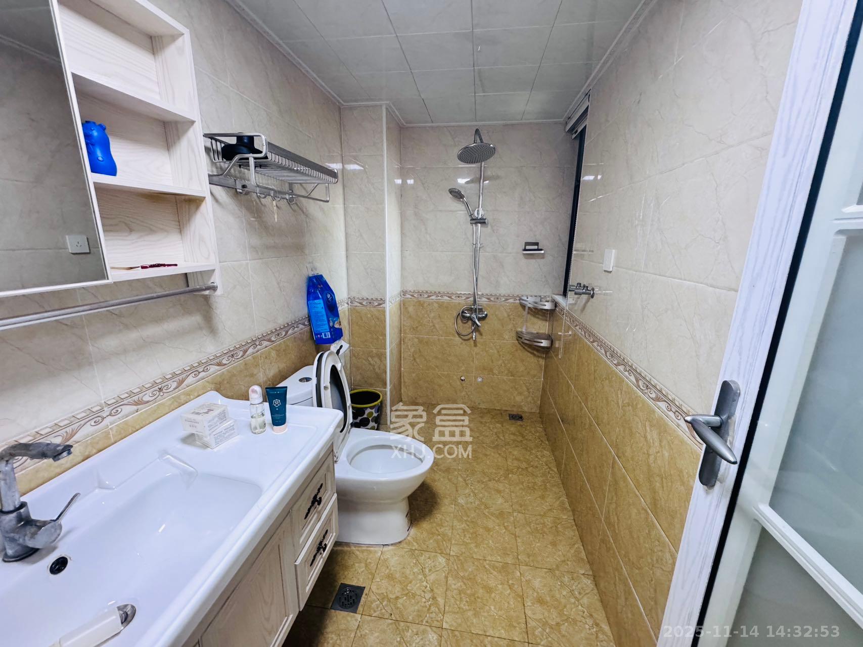 海伦堡爱ME城市  3室2厅2卫    2300.0元/月室内图