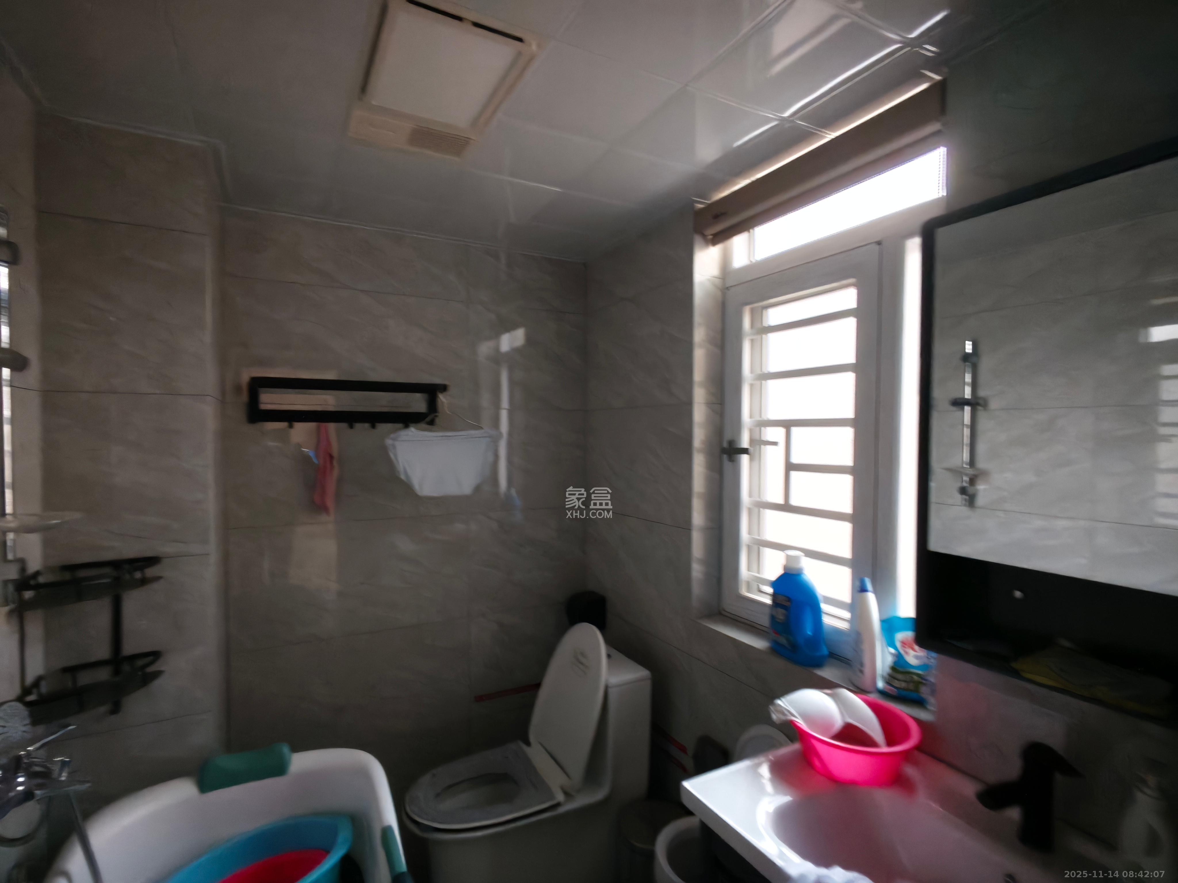 中城苑  3室2厅2卫    3200.0元/月室内图