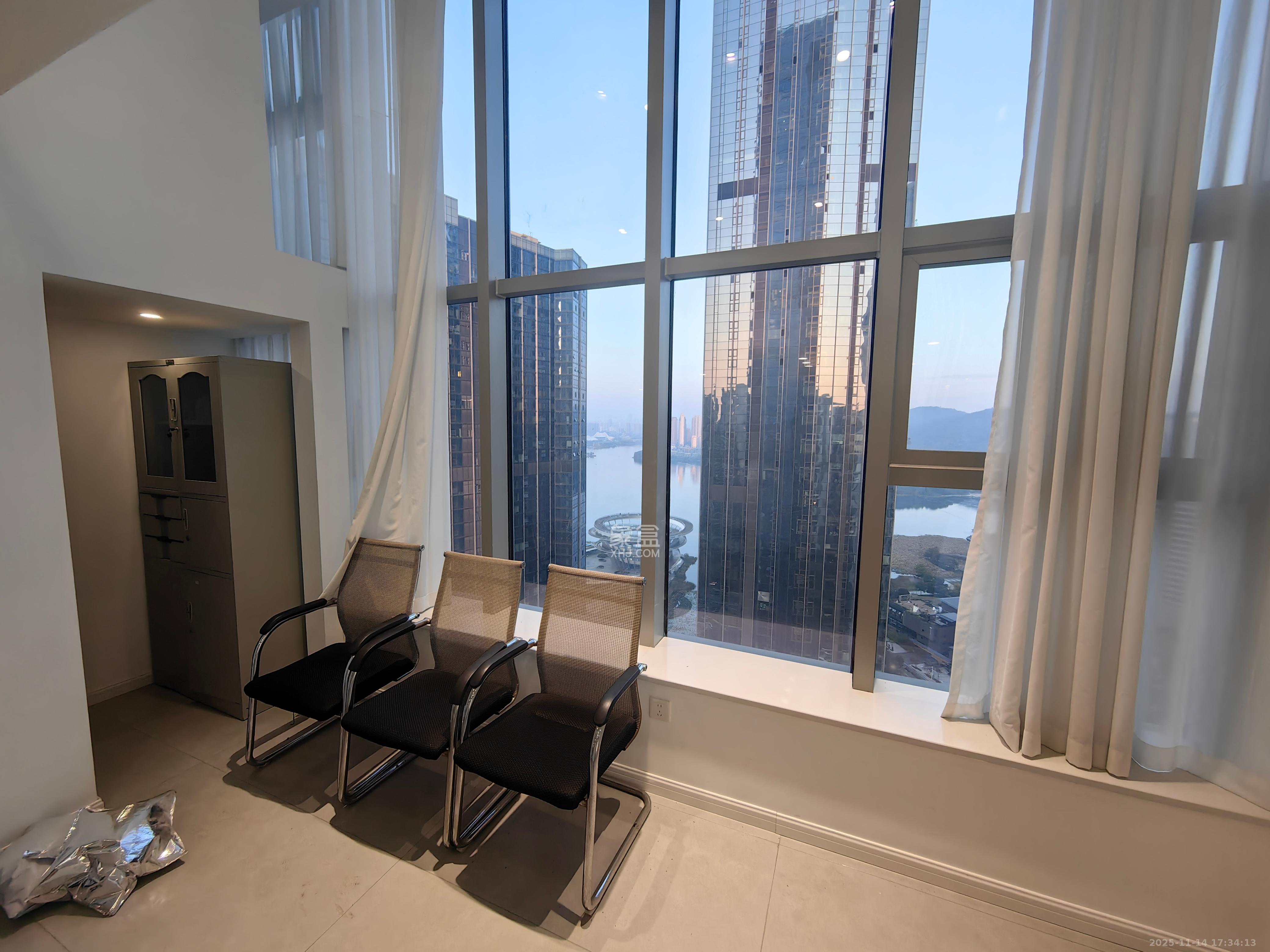 正荣梅溪紫阙台 3室2厅2卫 5800.0元/月 正荣梅溪紫阙台 3室2厅2卫 5800.0元/月室内图