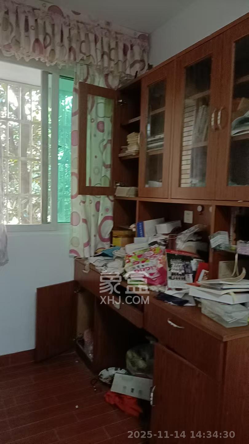 恒鑫澜北湾  3室2厅2卫    2000.0元/月室内图