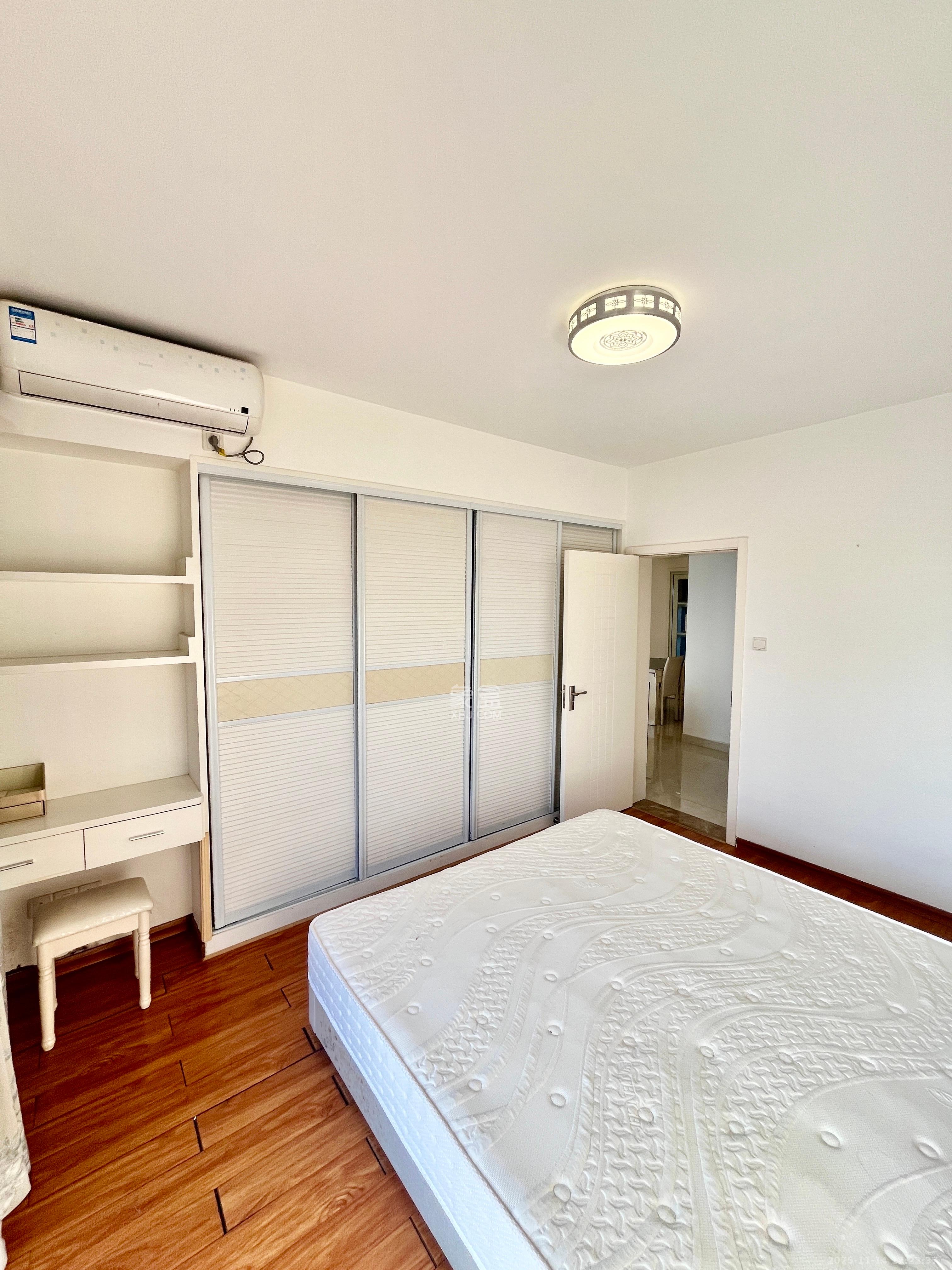 海洋半岛(月珑湾) 3室2厅1卫 2600.0元/月 海洋半岛(月珑湾) 3室2厅1卫 2600.0元/月室内图