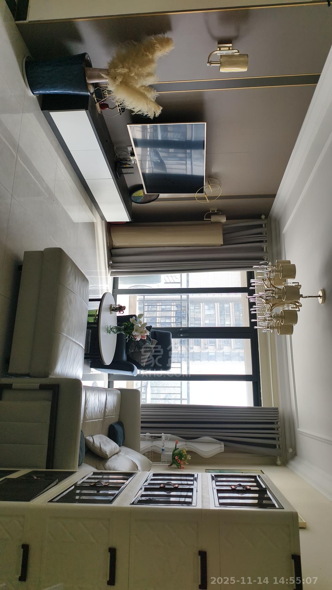 恒大华府  3室2厅2卫    2600.0元/月