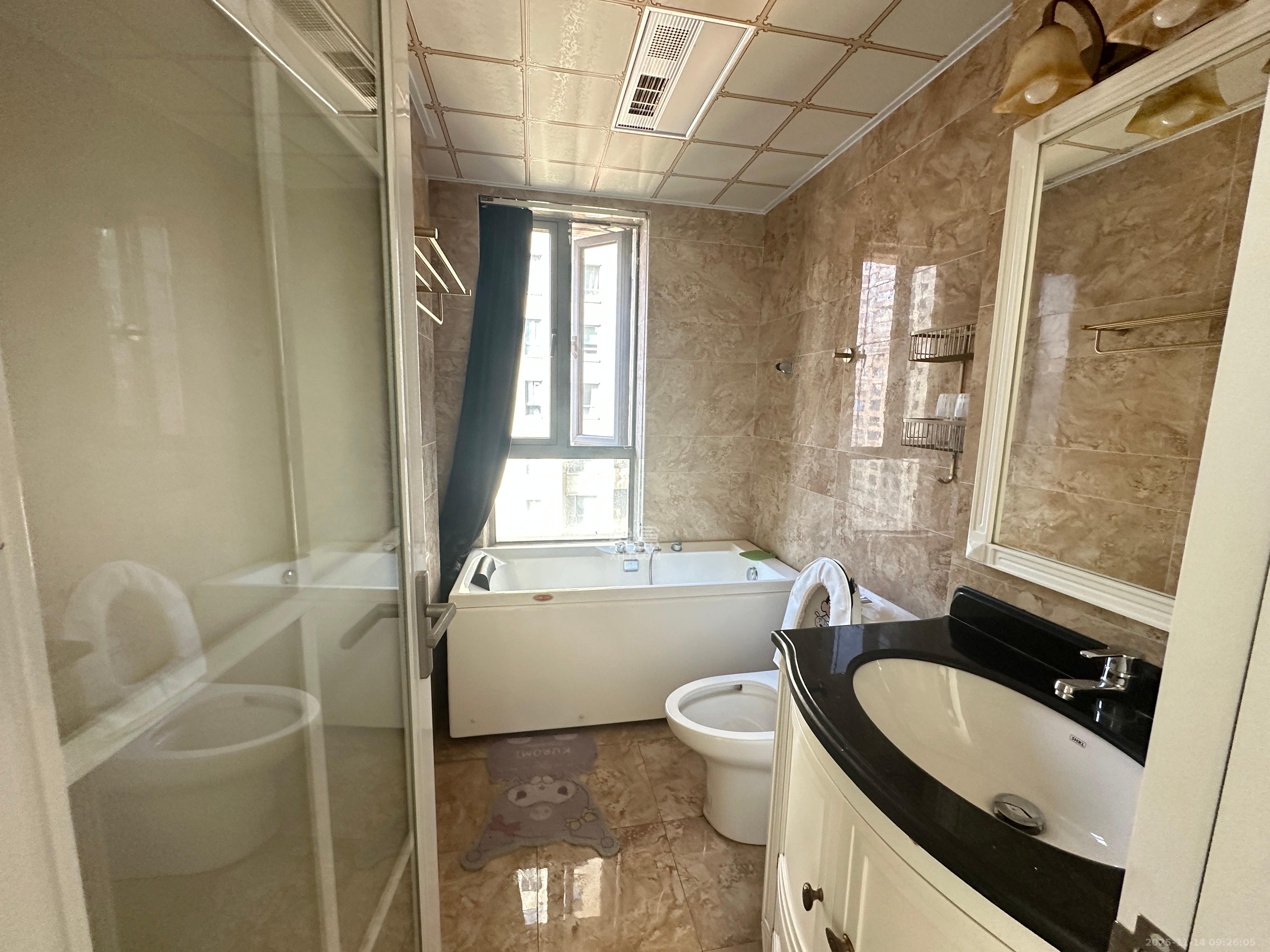 保利国际广场  3室2厅2卫    8000.0元/月室内图