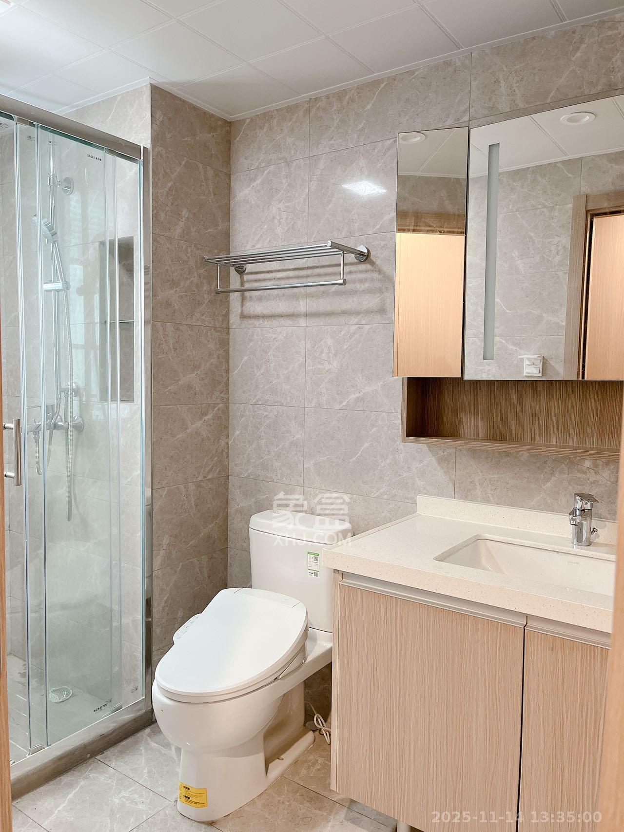 旭辉雨花郡  4室2厅2卫    5300.0元/月室内图