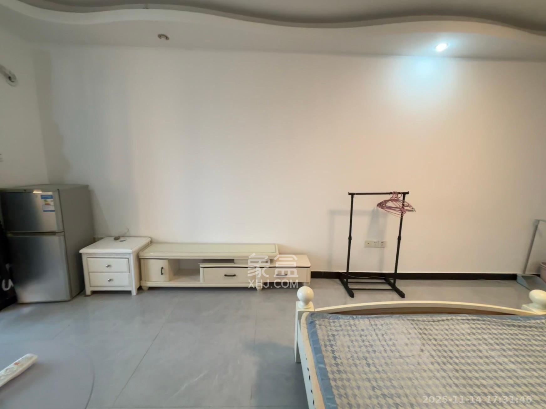 尚都花园城  1室1厅1卫    1100.0元/月室内图