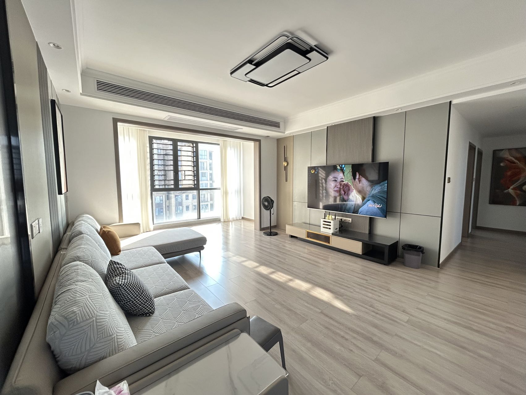 珑樾台 4室2厅2卫 85.8万 珑樾台 4室2厅2卫 85.8万客厅