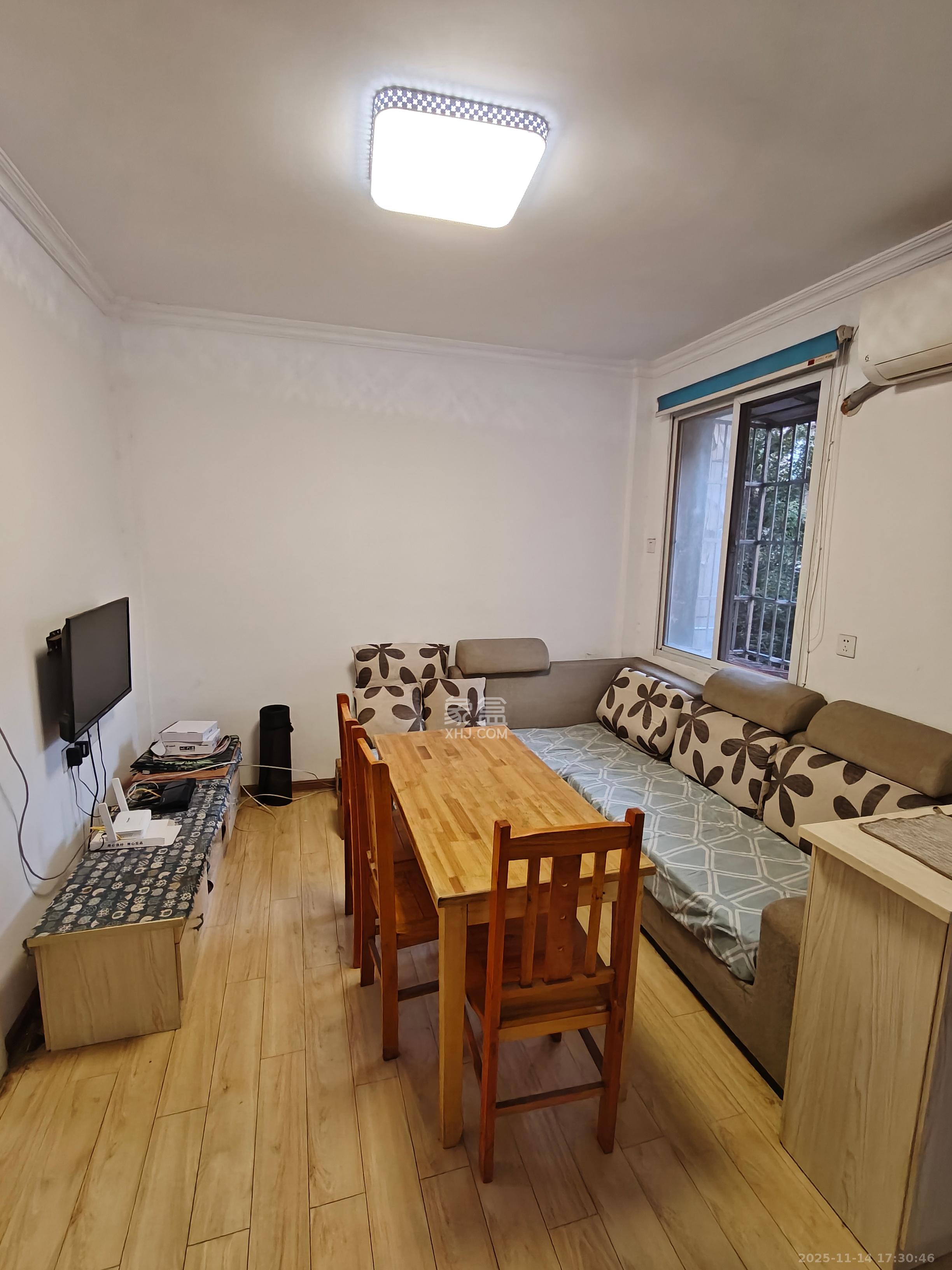 狮子山二片 2室1厅1卫 600.0元/月 狮子山二片 2室1厅1卫 600.0元/月室内图