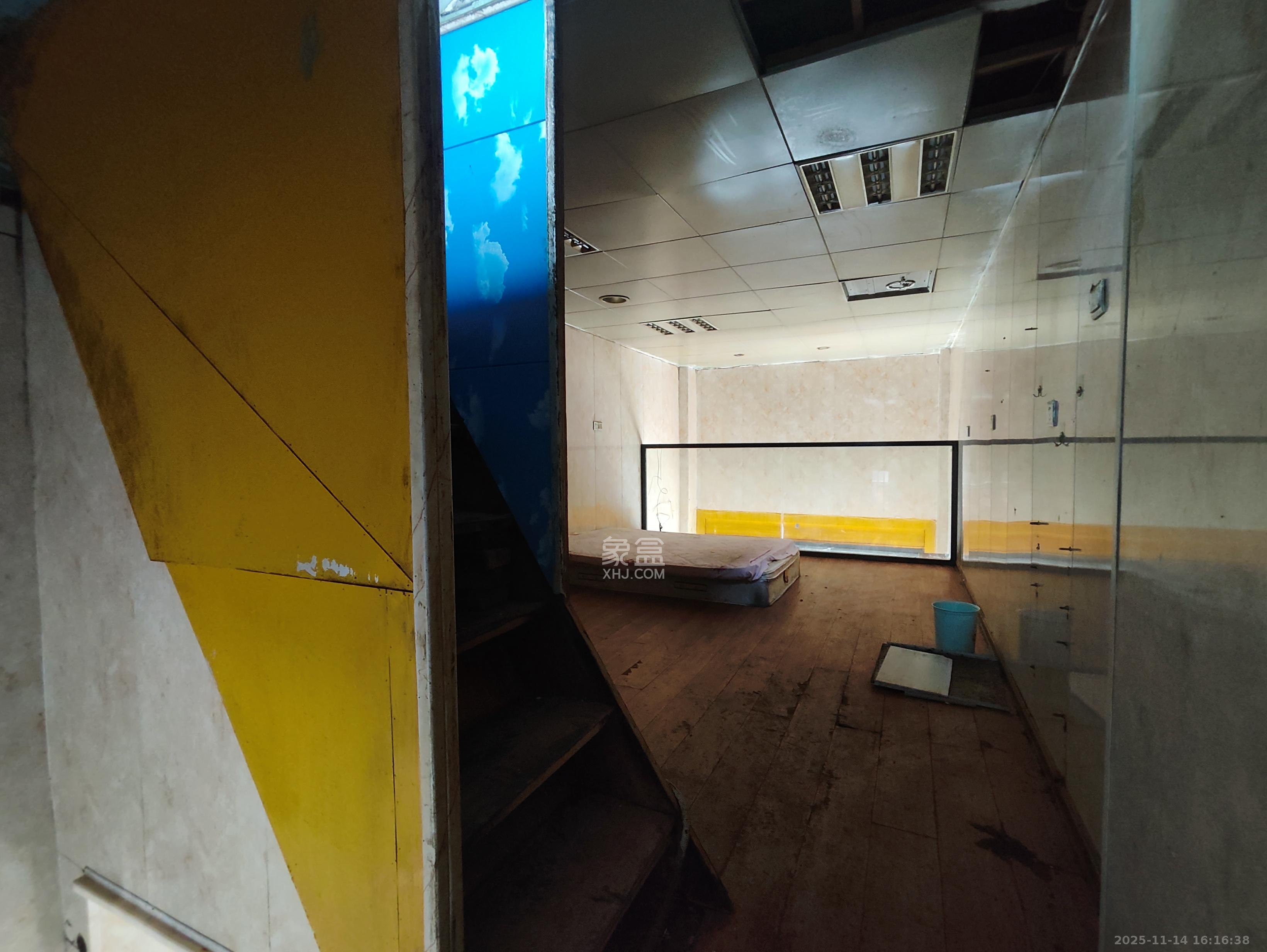 紫云轩 2室2厅1卫 3000.0元/月 紫云轩 2室2厅1卫 3000.0元/月室内图