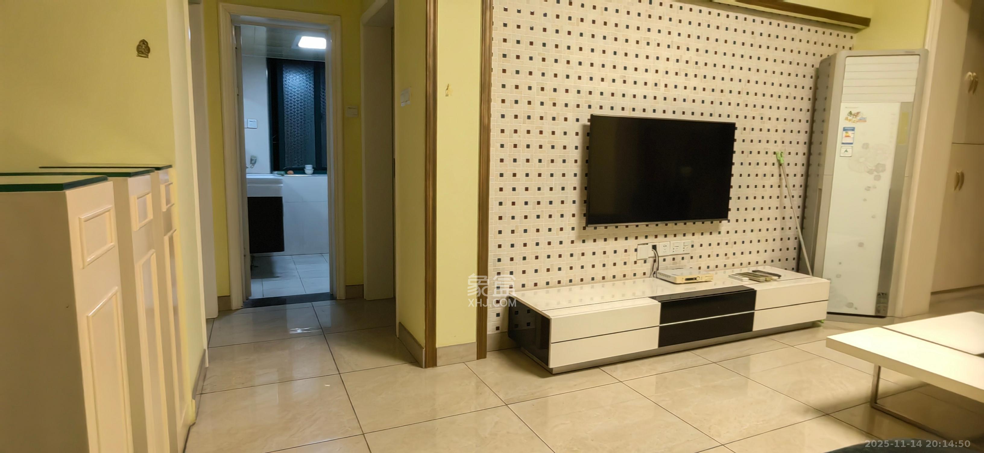 东玺门  2室2厅1卫    2500.0元/月室内图