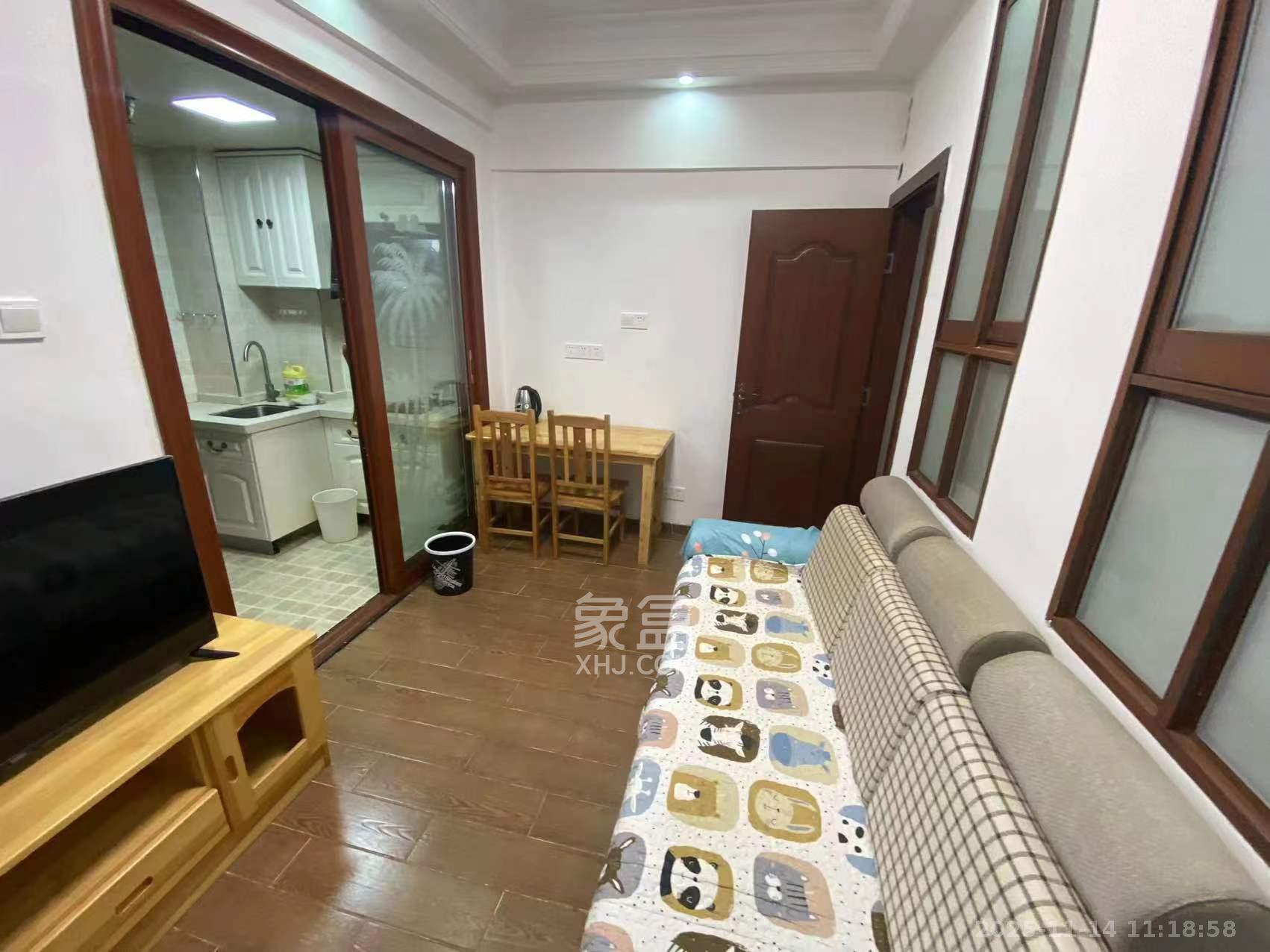 七彩丽都  2室1厅1卫    1600.0元/月室内图