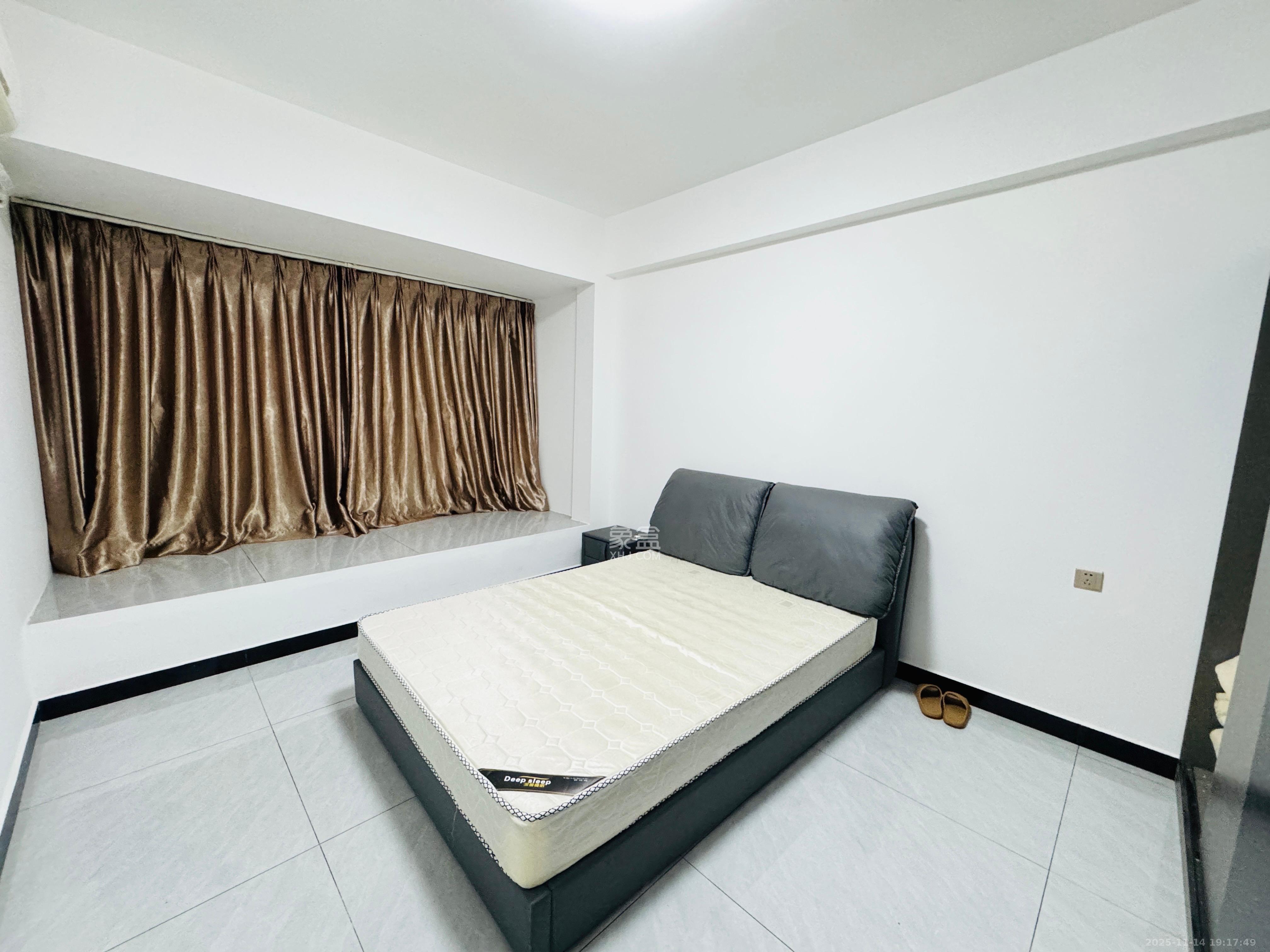 通用时代国际社区 4室2厅2卫 4800.0元/月 通用时代国际社区 4室2厅2卫 4800.0元/月室内图