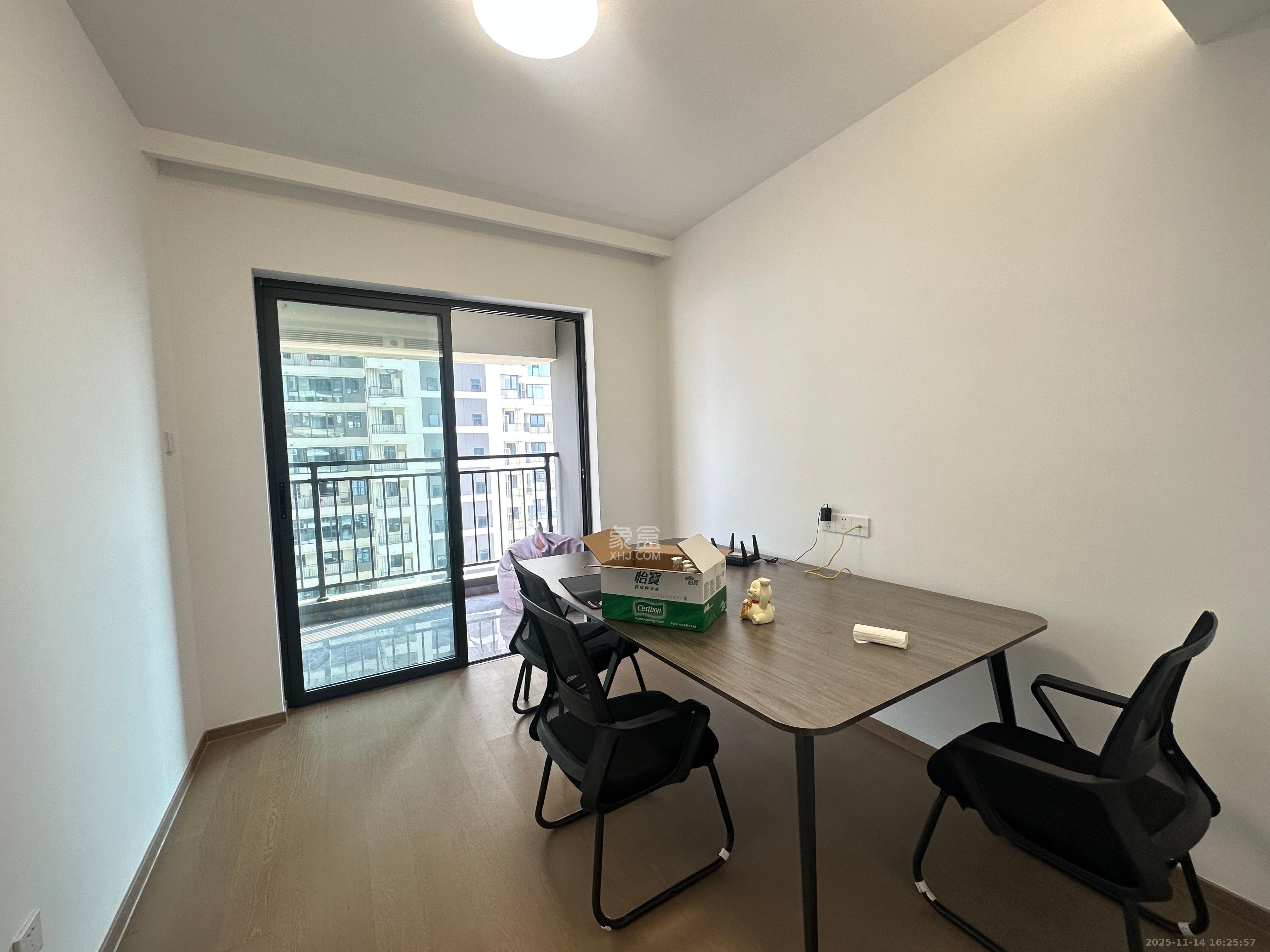 滨江府1913 4室2厅2卫 9000.0元/月 滨江府1913 4室2厅2卫 9000.0元/月室内图