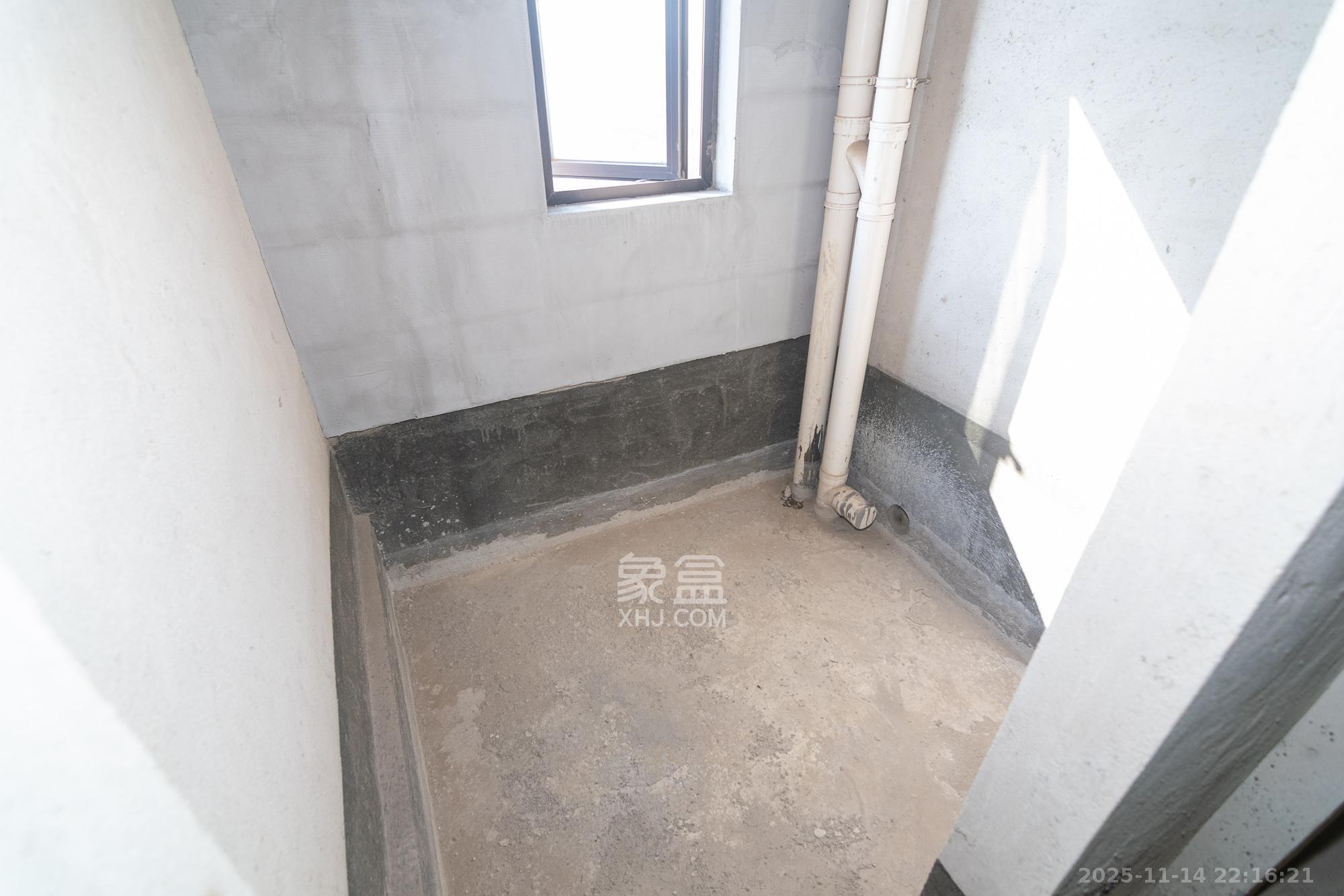 湾田望江府  4室2厅2卫    60.0万卫生间