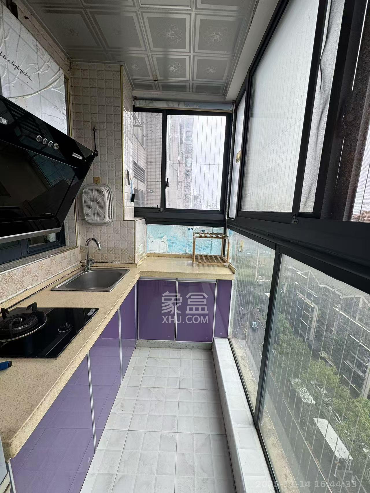 花样年华  1室1厅1卫    1500.0元/月室内图