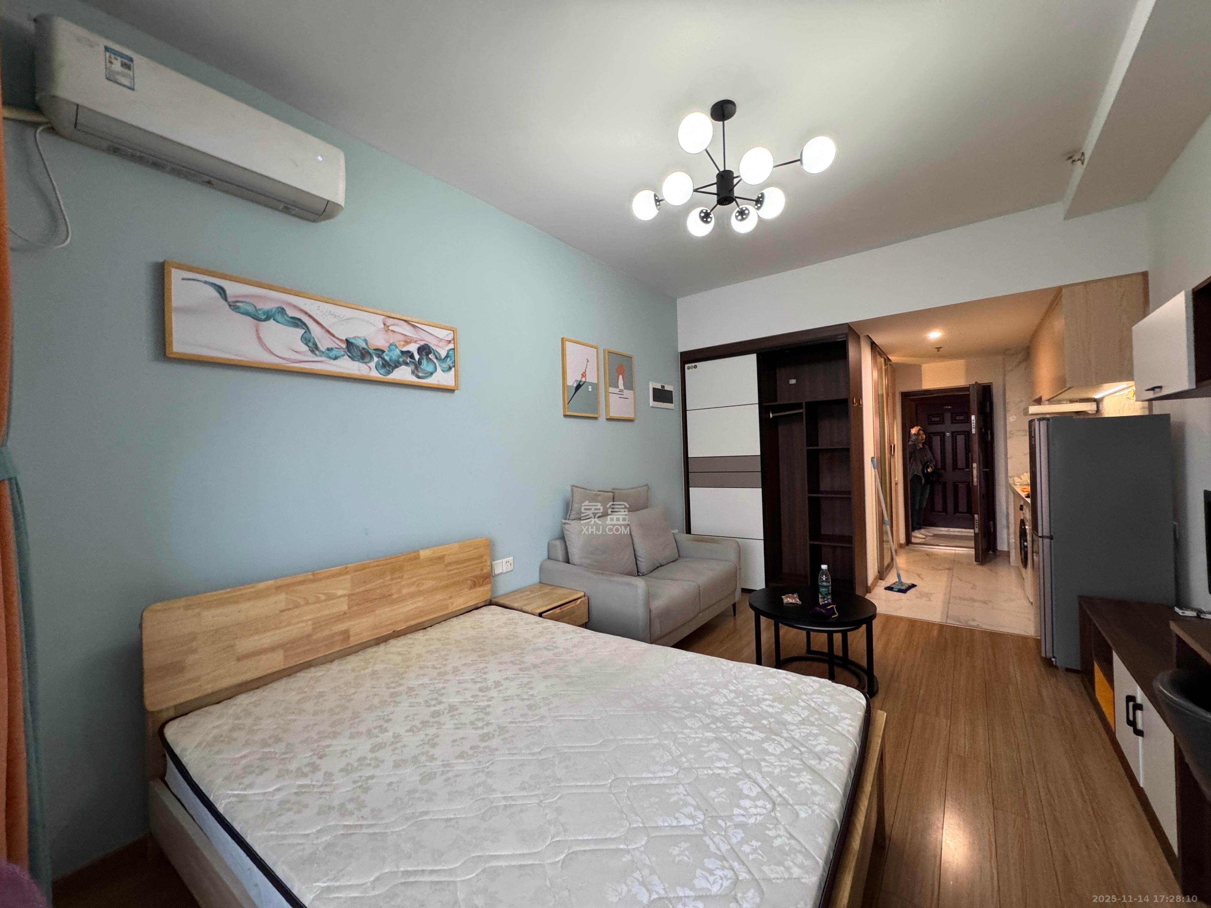 华润翡翠府 1室1厅1卫 1500.0元/月 华润翡翠府 1室1厅1卫 1500.0元/月室内图