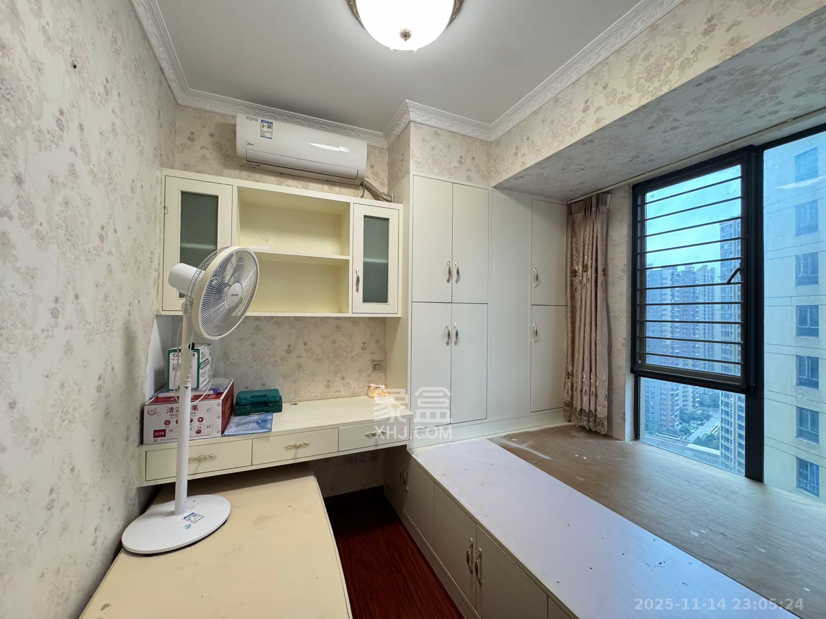 方略城市广场  3室2厅2卫    2200.0元/月室内图