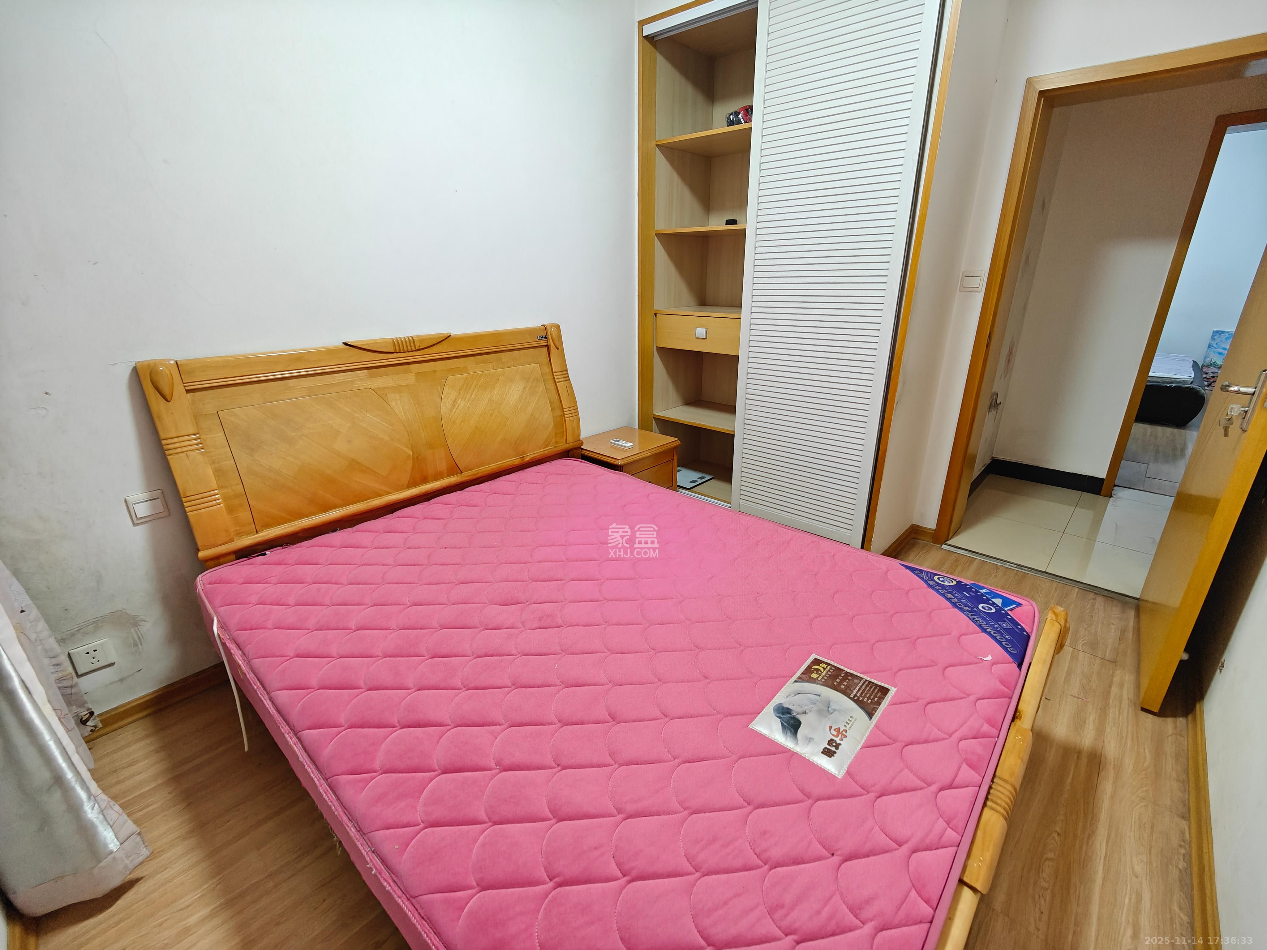 西子湖畔沃府 3室2厅2卫 3000.0元/月 西子湖畔沃府 3室2厅2卫 3000.0元/月室内图