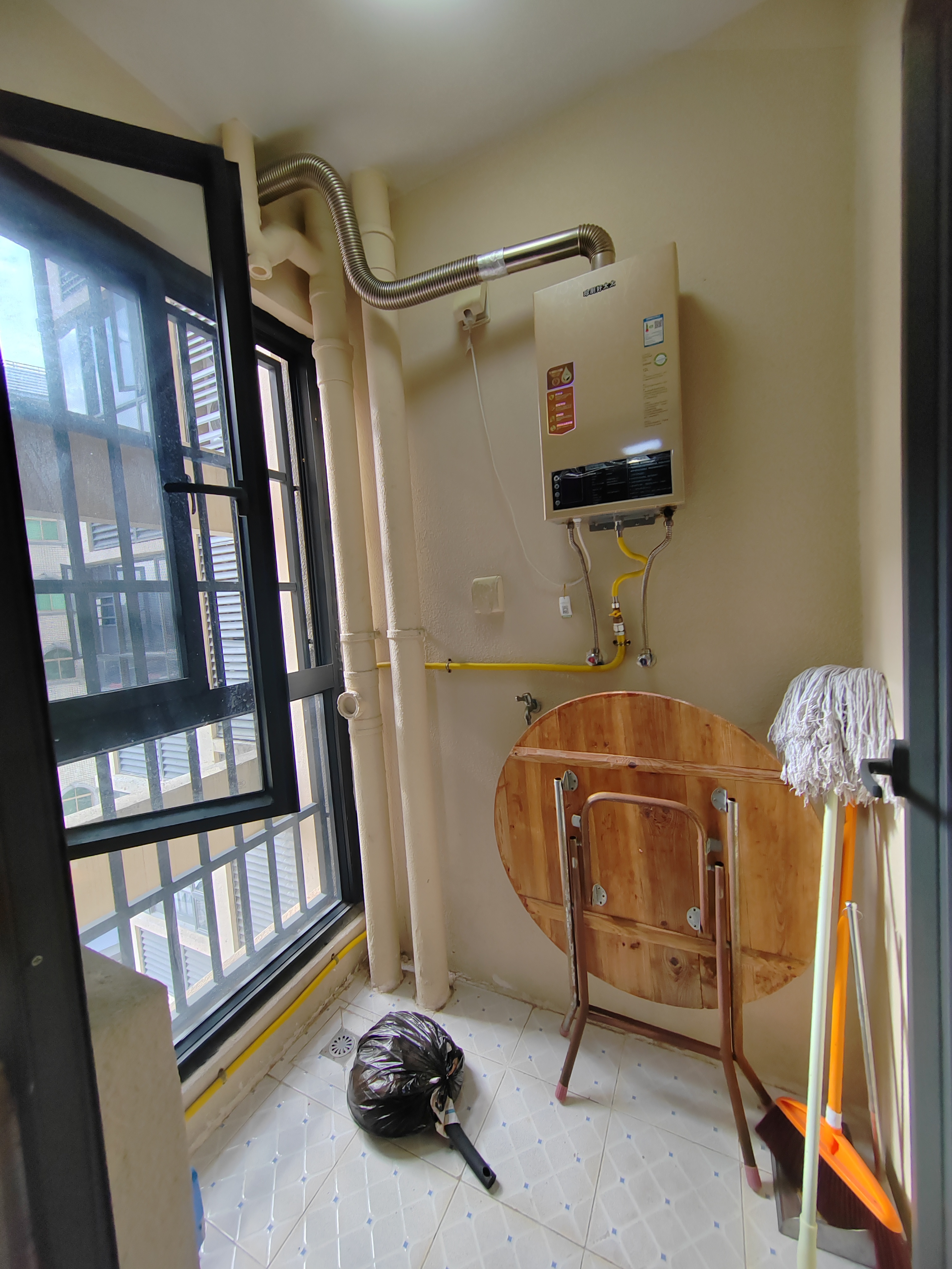 冠盛天耀园 3室2厅1卫 2600.0元/月 冠盛天耀园 3室2厅1卫 2600.0元/月室内图