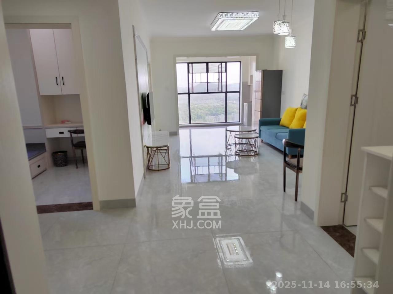 荣泰广场 3室2厅1卫 2600.0元/月 荣泰广场 3室2厅1卫 2600.0元/月户型图