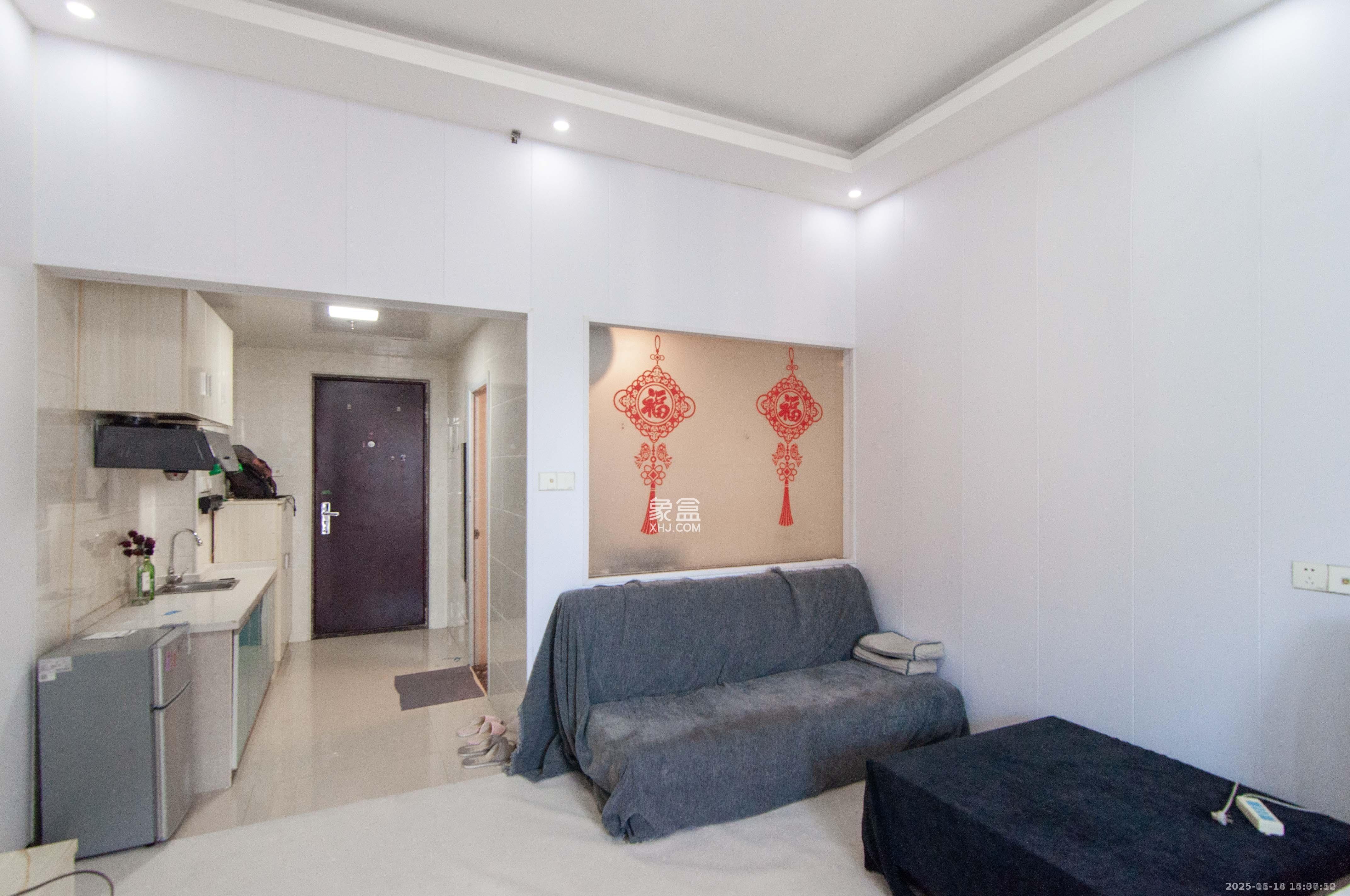 恒泰广场 1室1厅1卫 1500.0元/月 恒泰广场 1室1厅1卫 1500.0元/月室内图