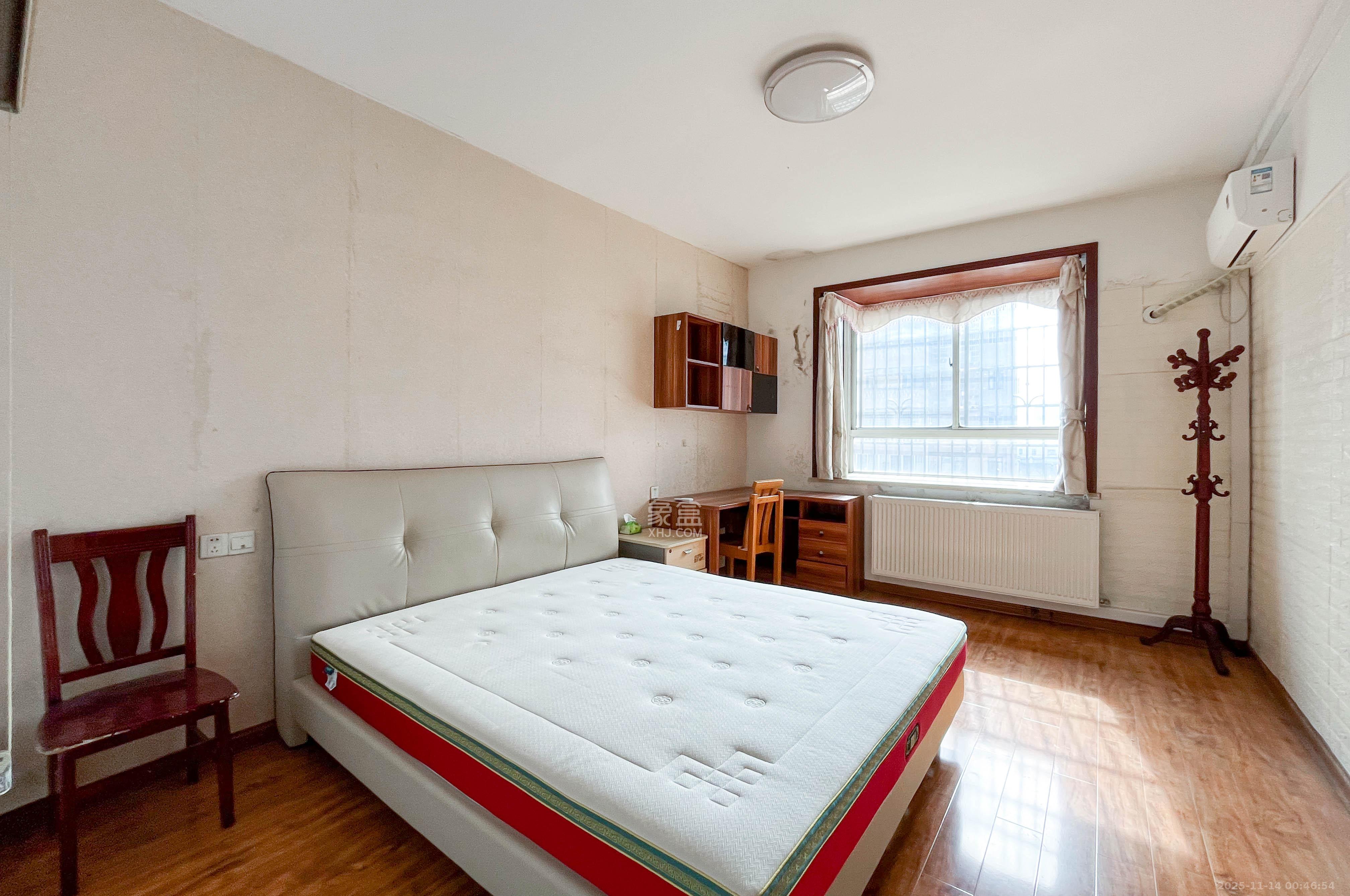 麓谷雅园 4室2厅2卫 90.0万 麓谷雅园 4室2厅2卫 90.0万其他