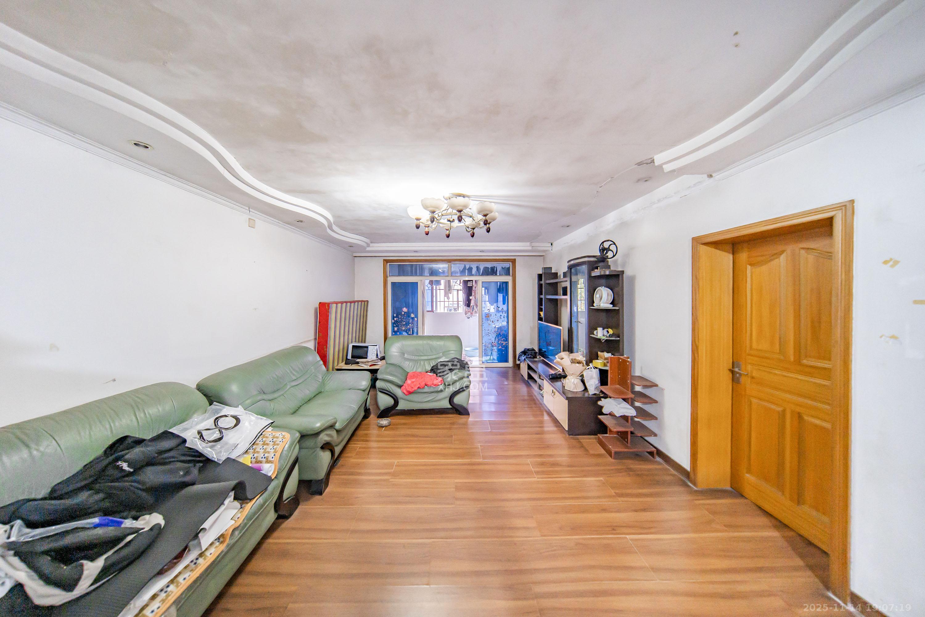 四方小区  2室1厅1卫    66.0万