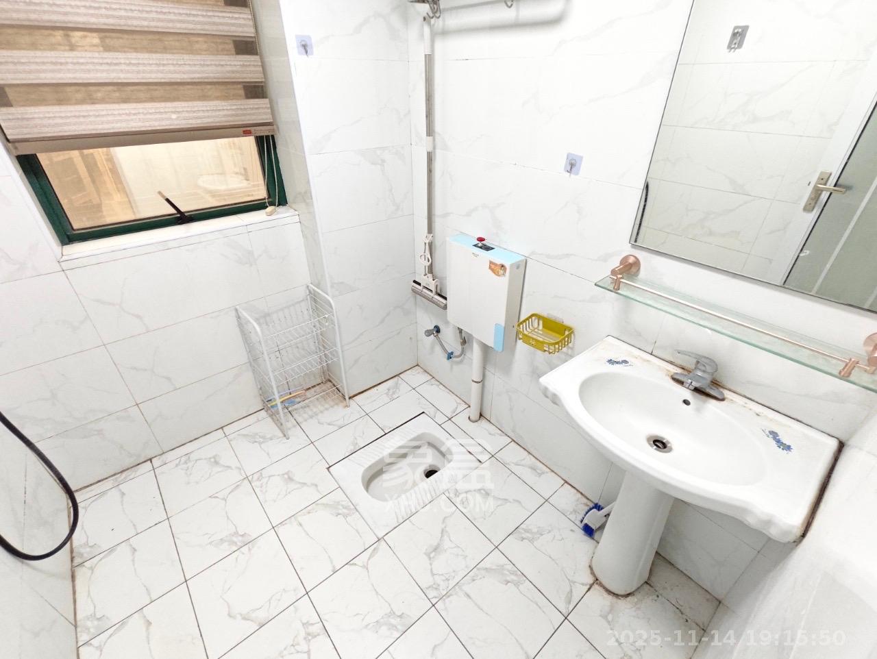 西韵佳苑  2室2厅1卫    2500.0元/月室内图