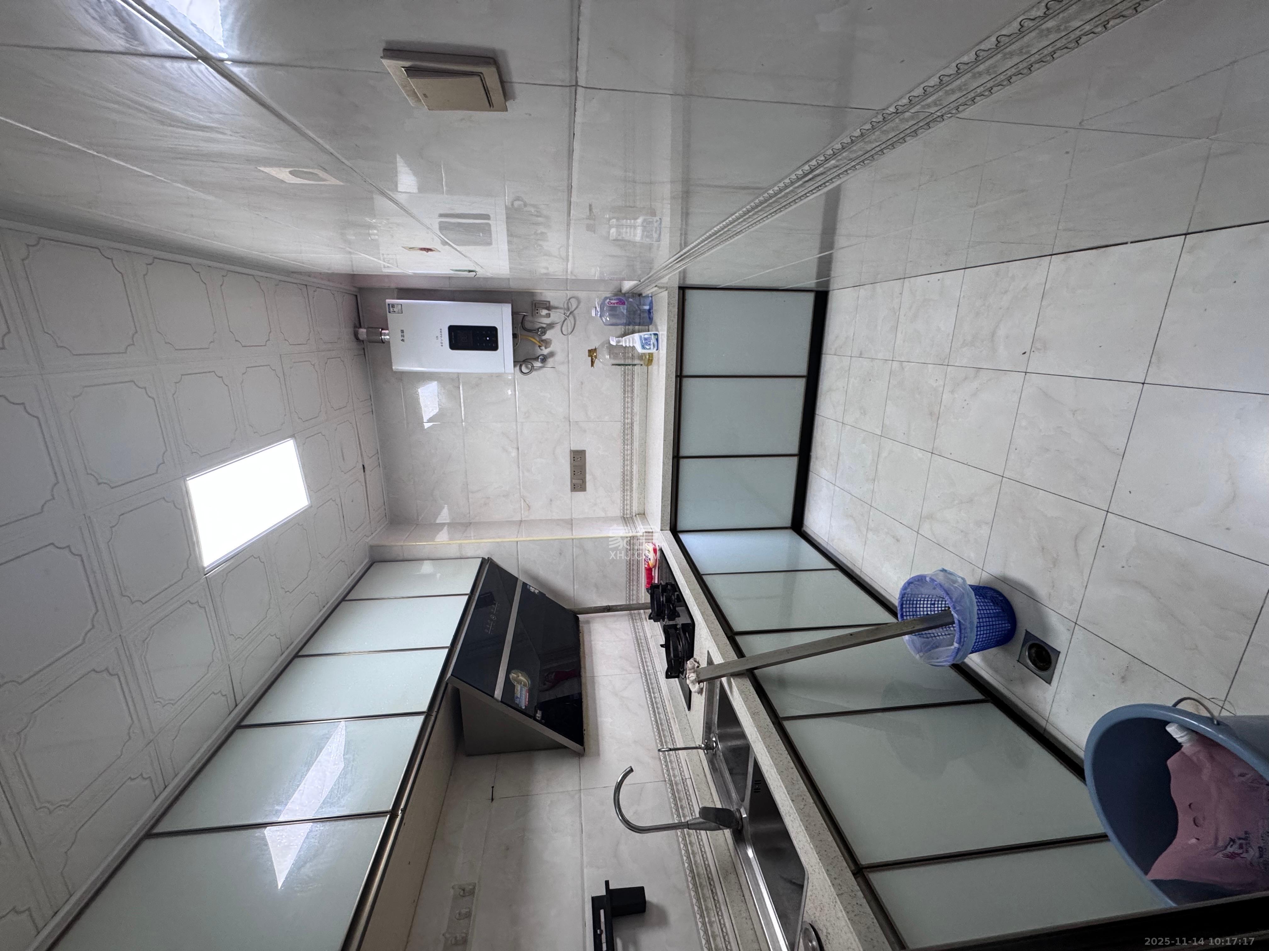 丽发新城  2室2厅1卫    1600.0元/月室内图