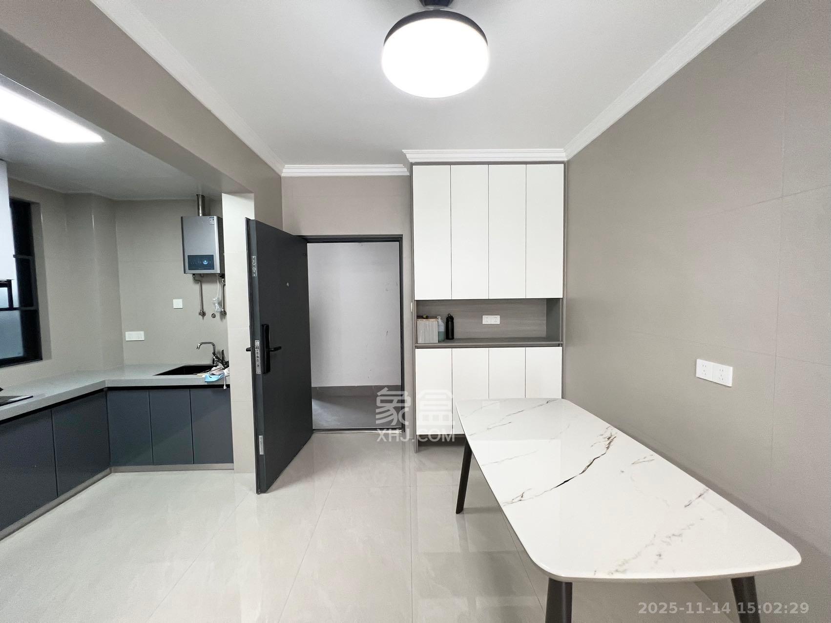 旭日嘉苑  2室2厅1卫    2300.0元/月室内图