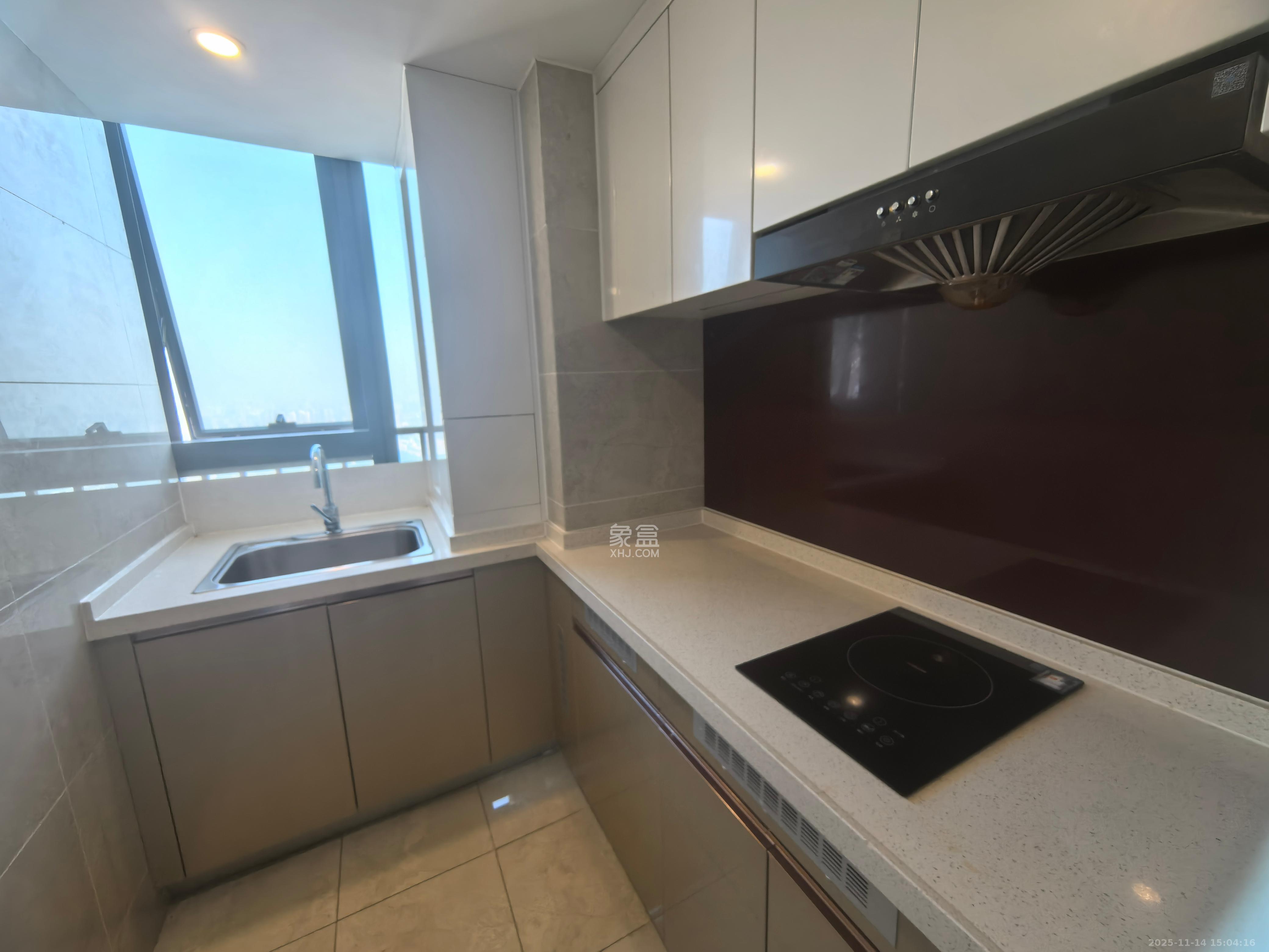 华远华时代  2室2厅1卫    2900.0元/月室内图