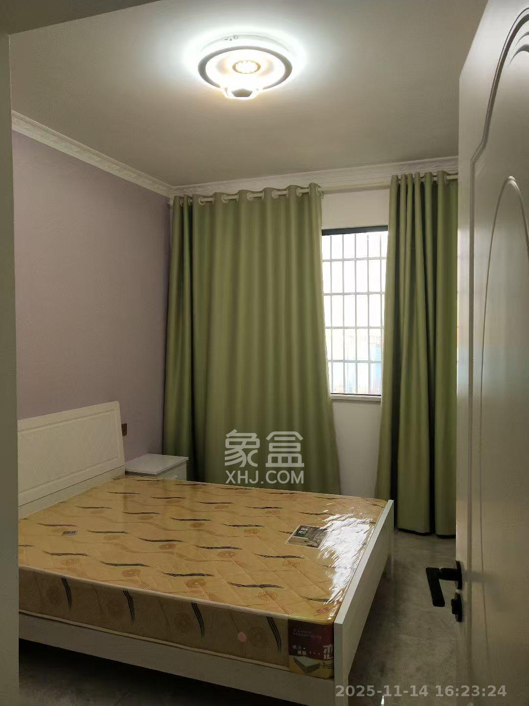 西韵佳苑  4室2厅2卫    3200.0元/月室内图