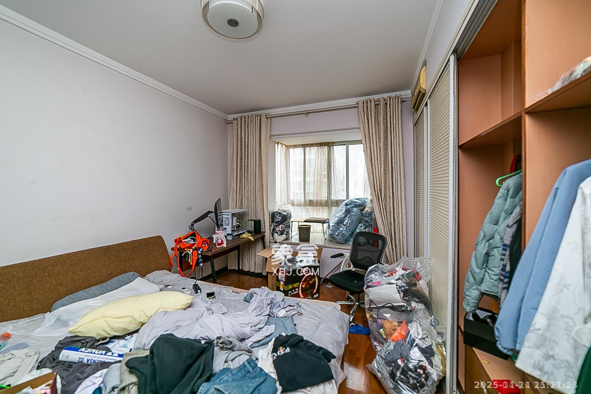 都江新城（都江新苑）  3室2厅2卫    2800.0元/月室内图